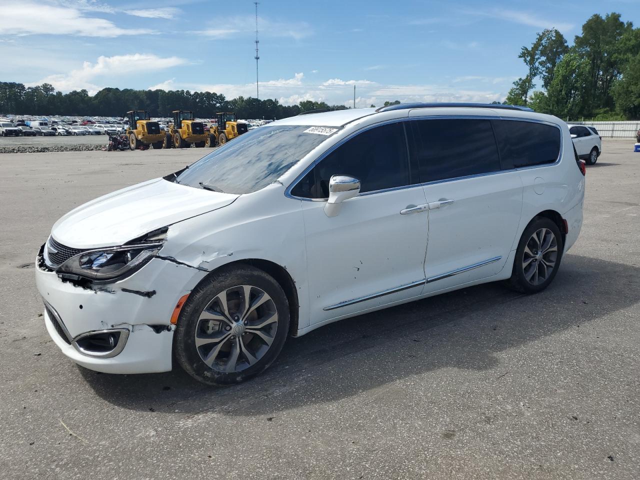 CHRYSLER PACIFICA L 2017
