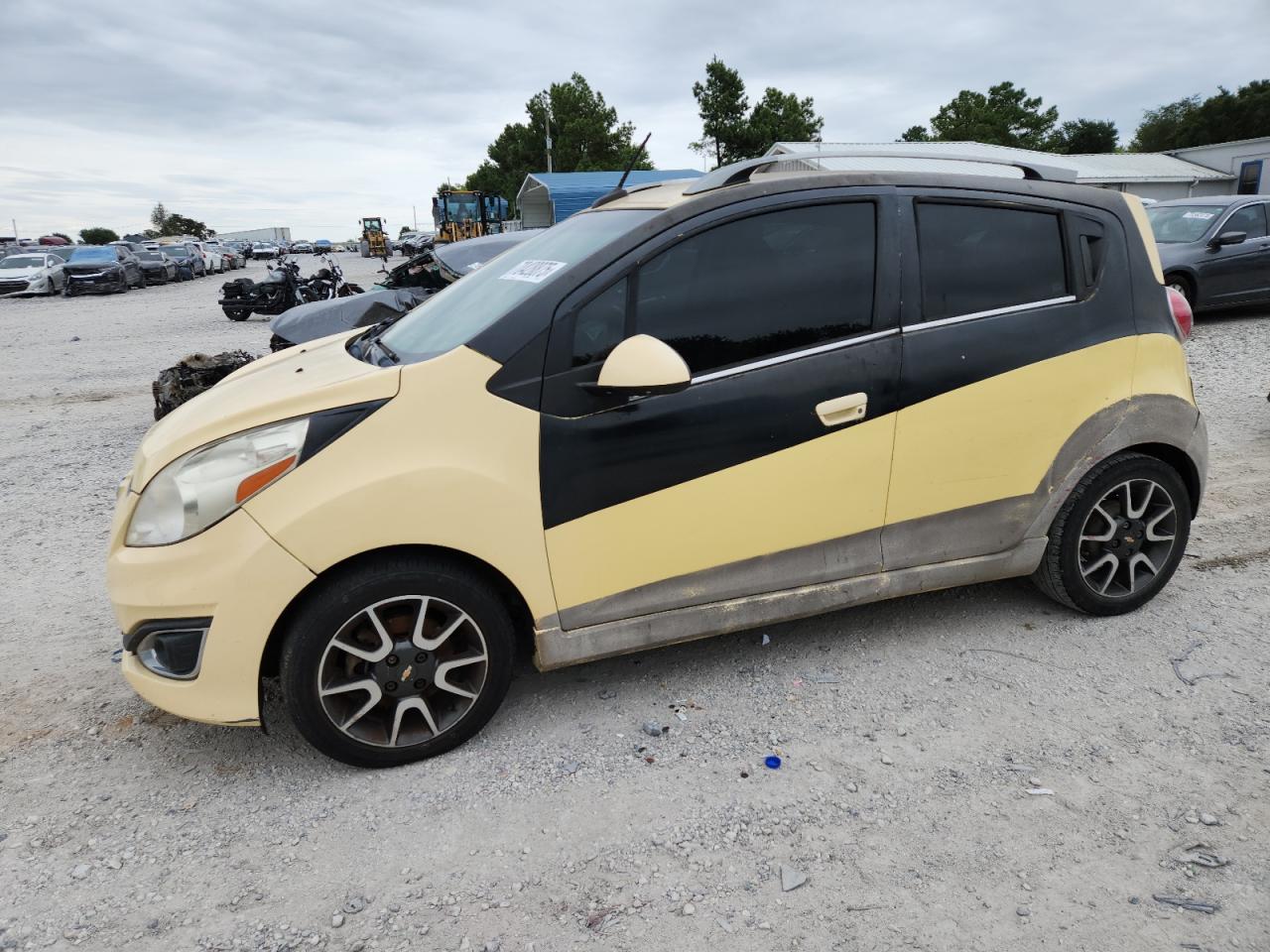 CHEVROLET SPARK 2LT 2013