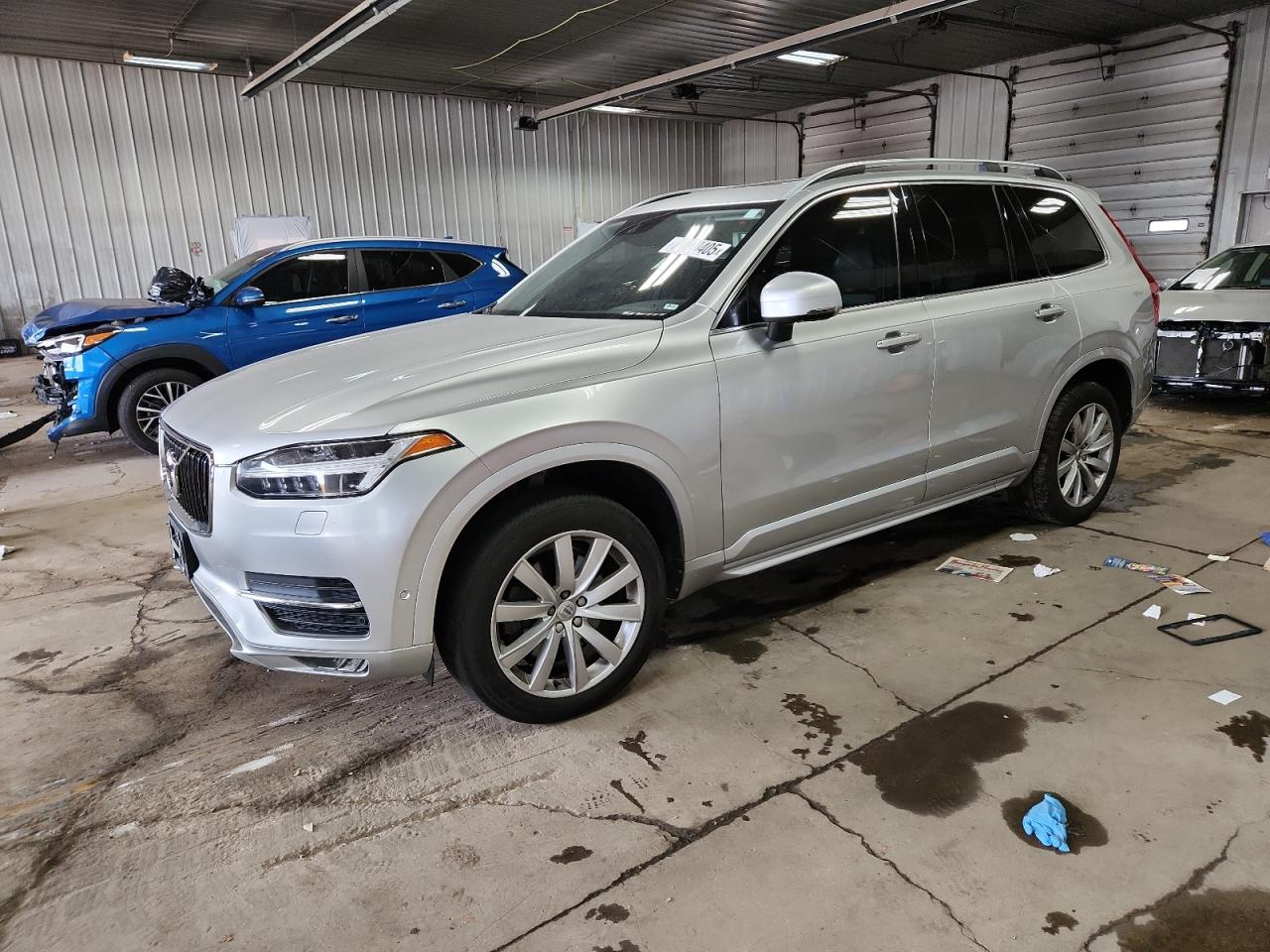 VOLVO XC90 T6 2017