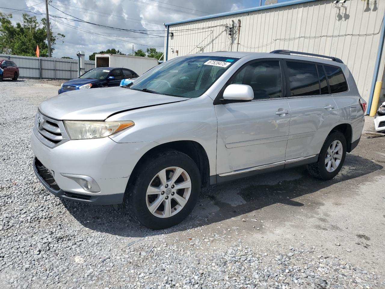 TOYOTA HIGHLANDER 2011