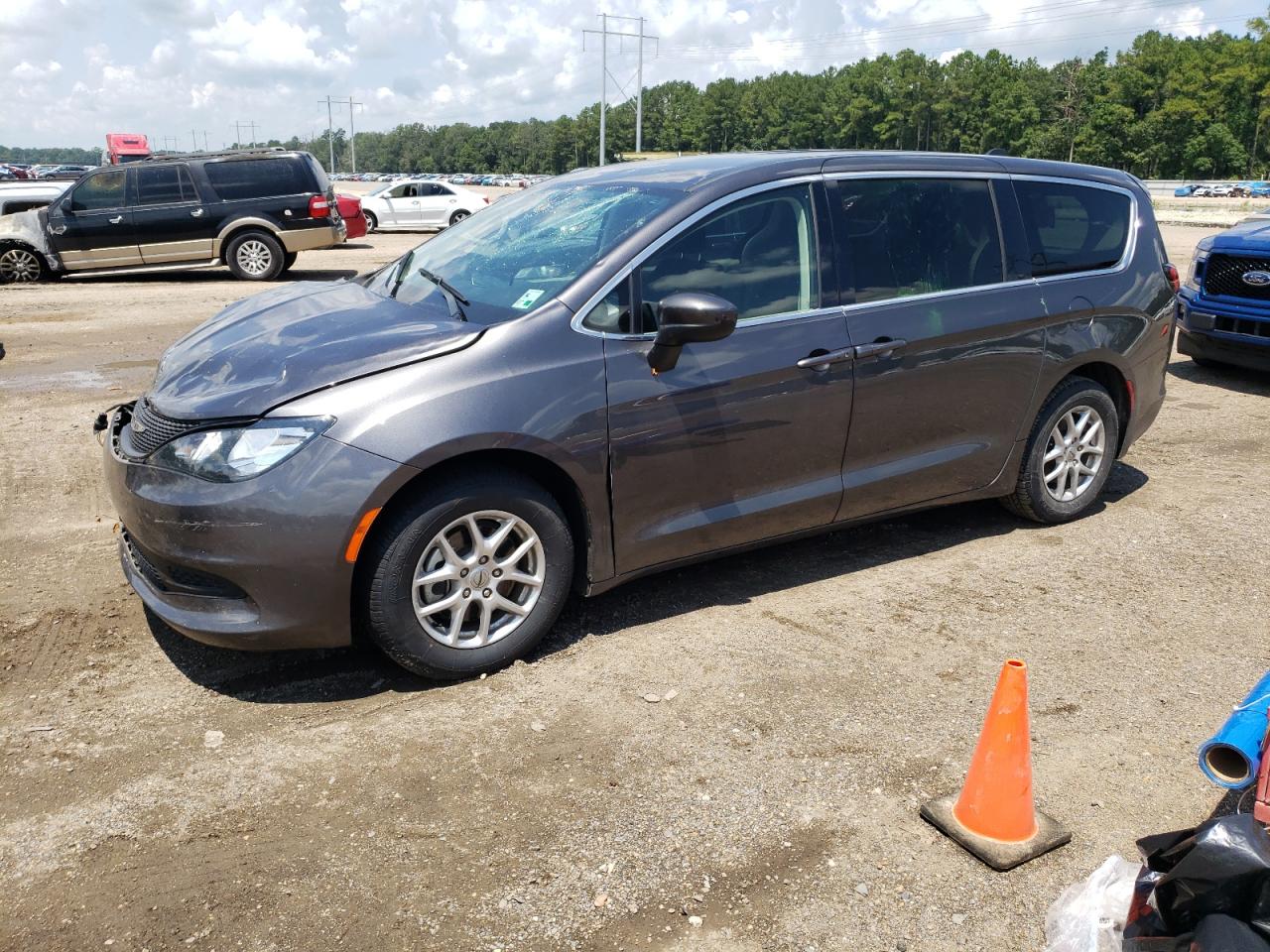 CHRYSLER VOYAGER LX 2022