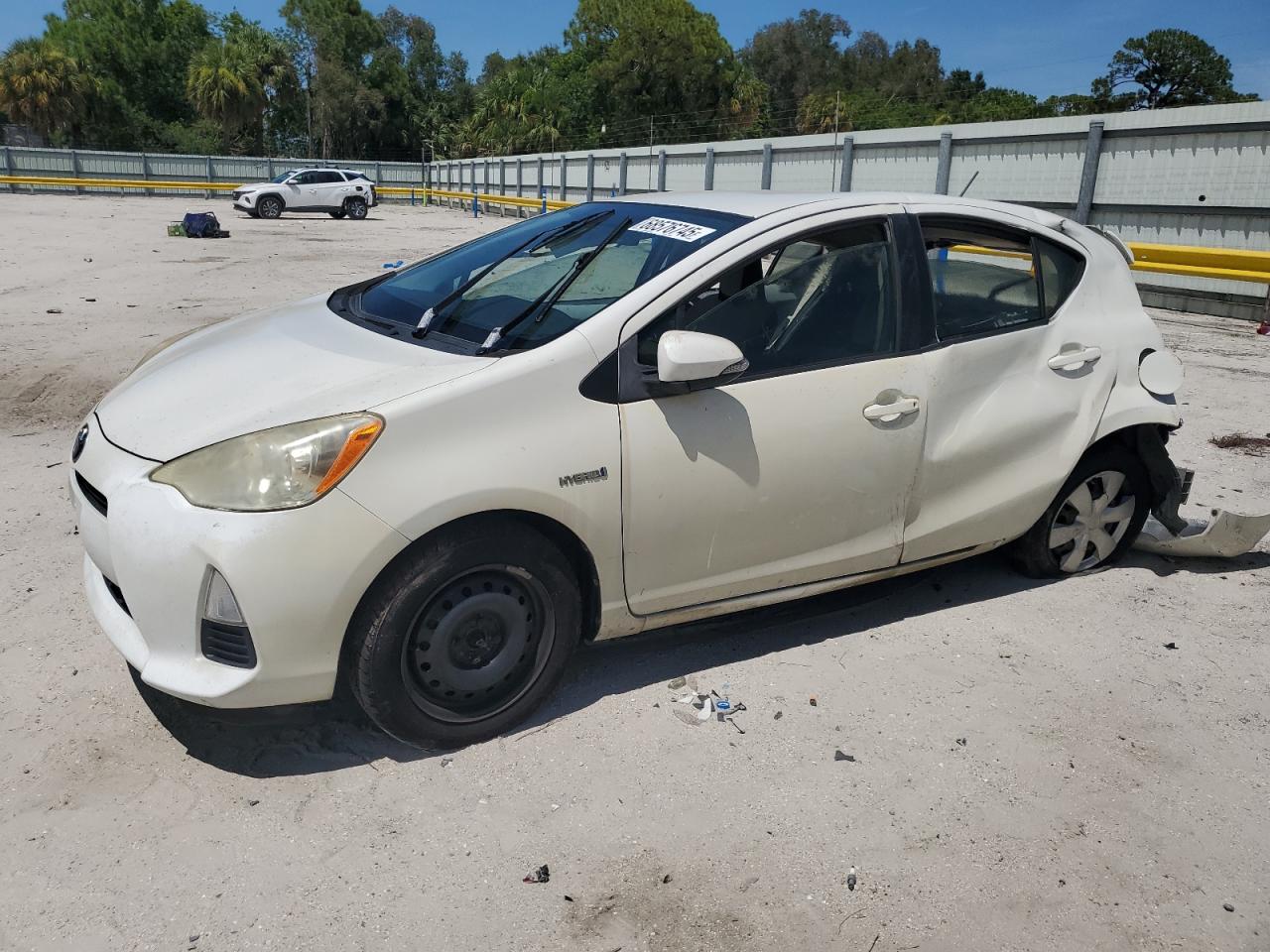TOYOTA PRIUS C 2012