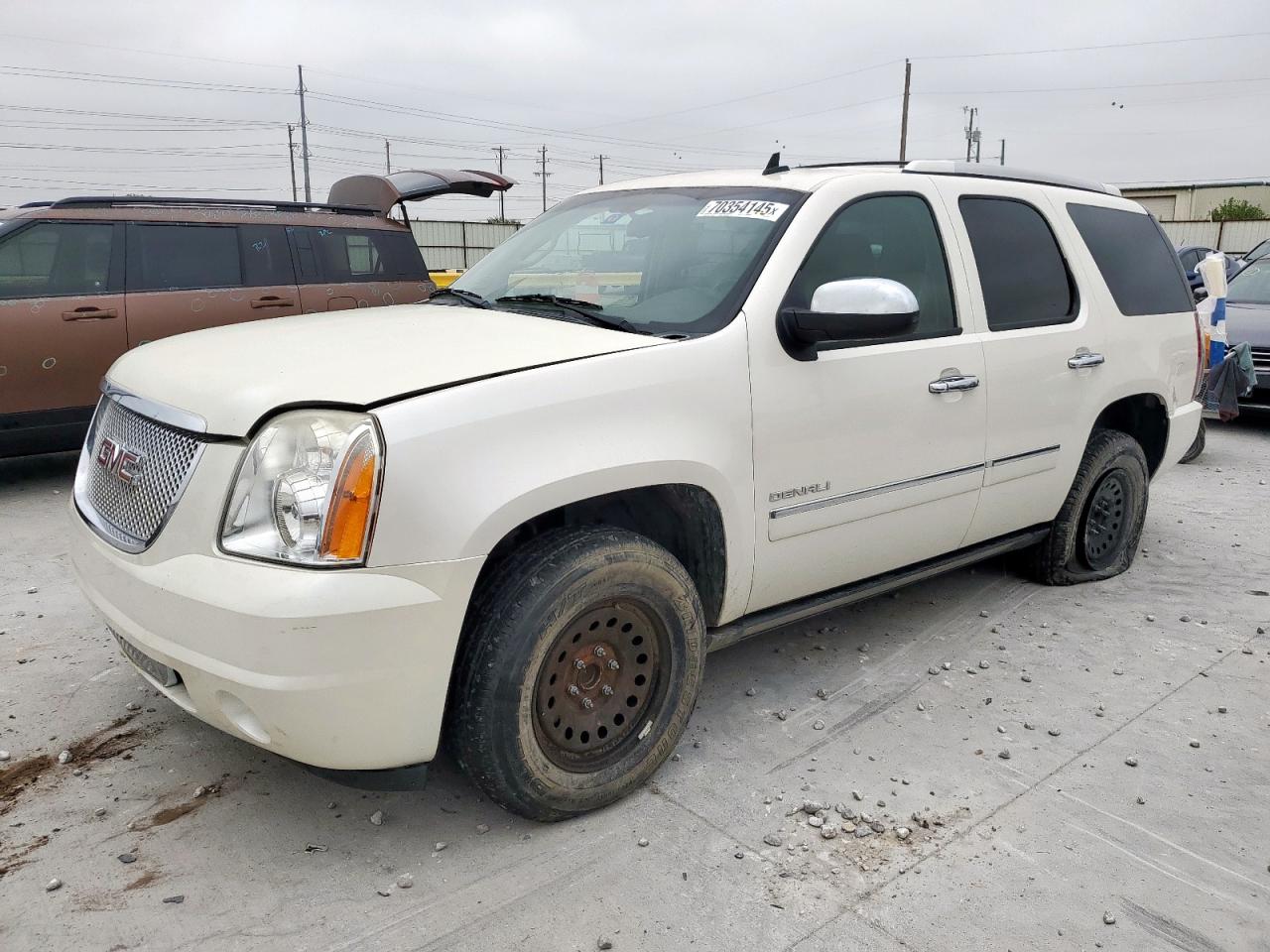 GMC YUKON DENA 2011