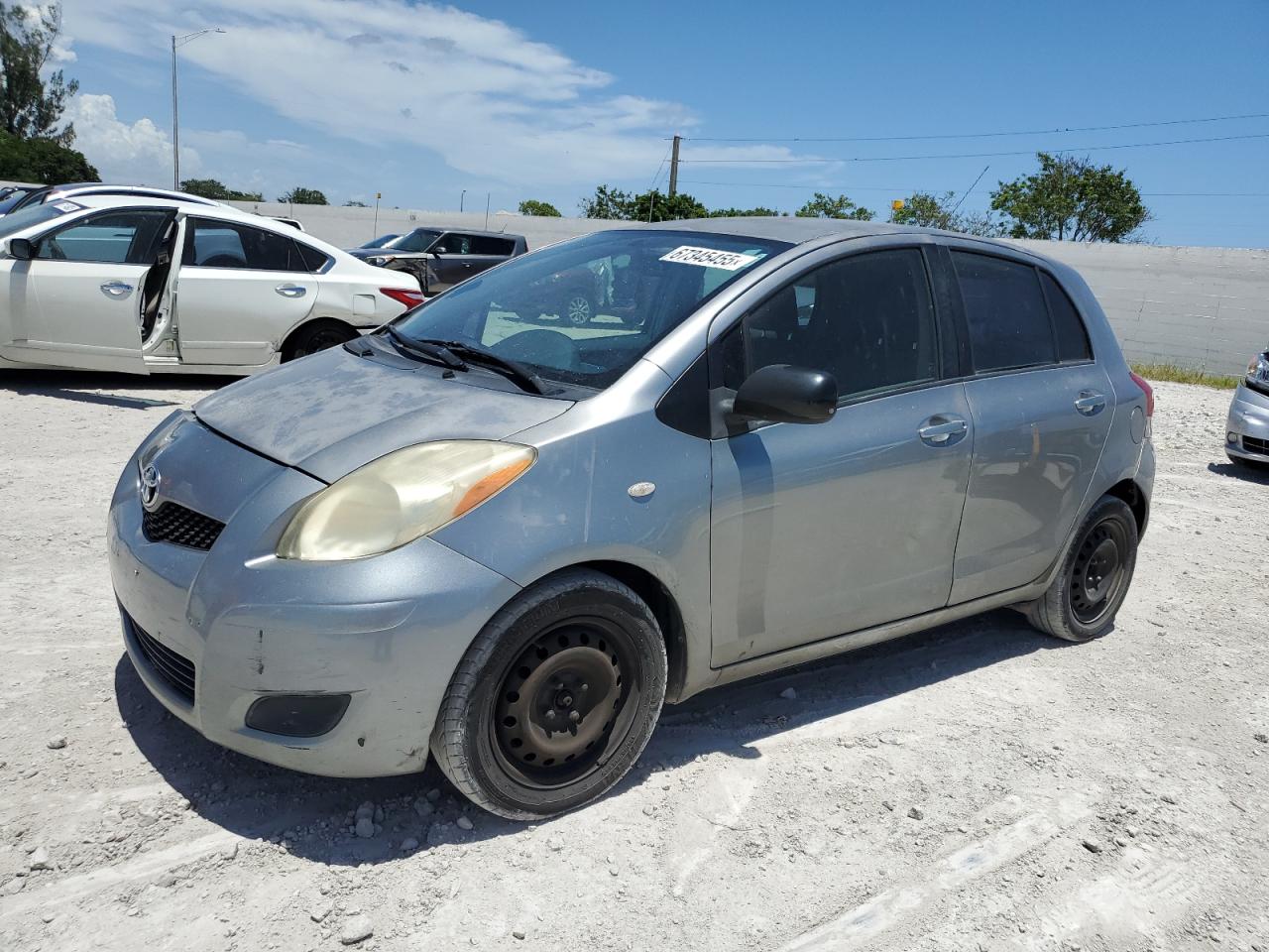 TOYOTA YARIS 2009