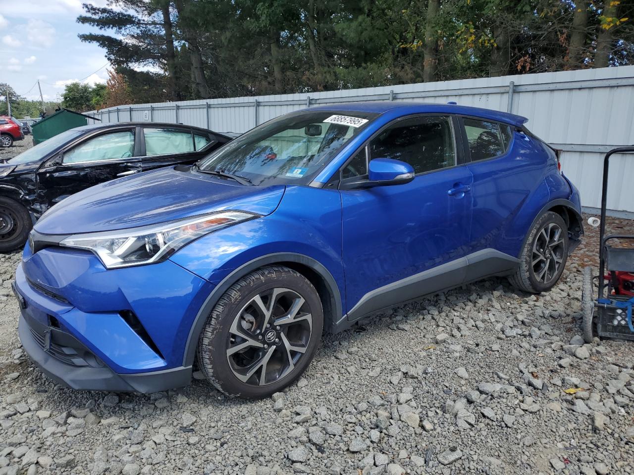 TOYOTA C-HR XLE 2019