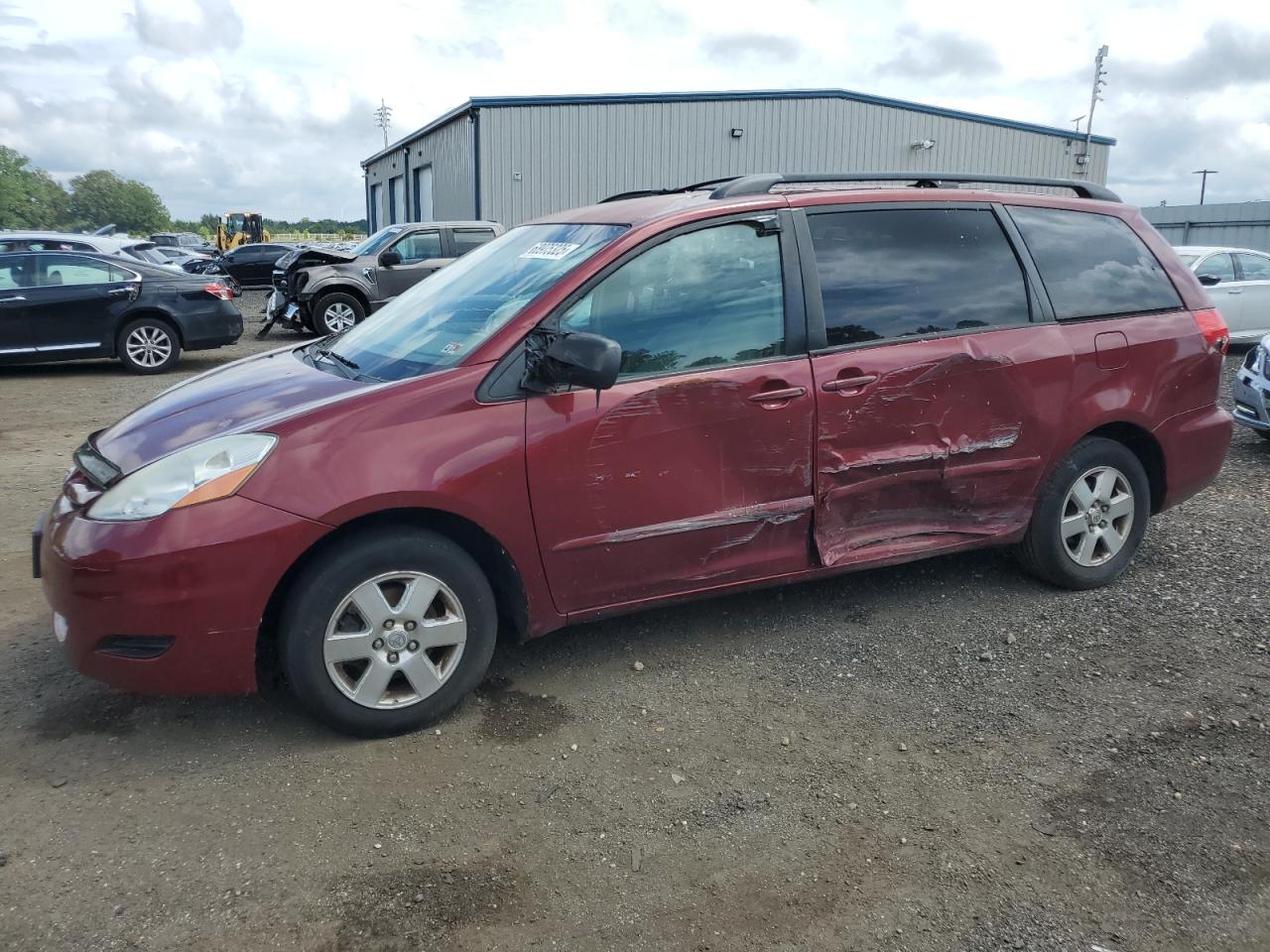 TOYOTA SIENNA CE 2006