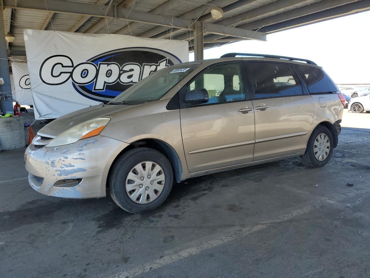 TOYOTA SIENNA CE 2008