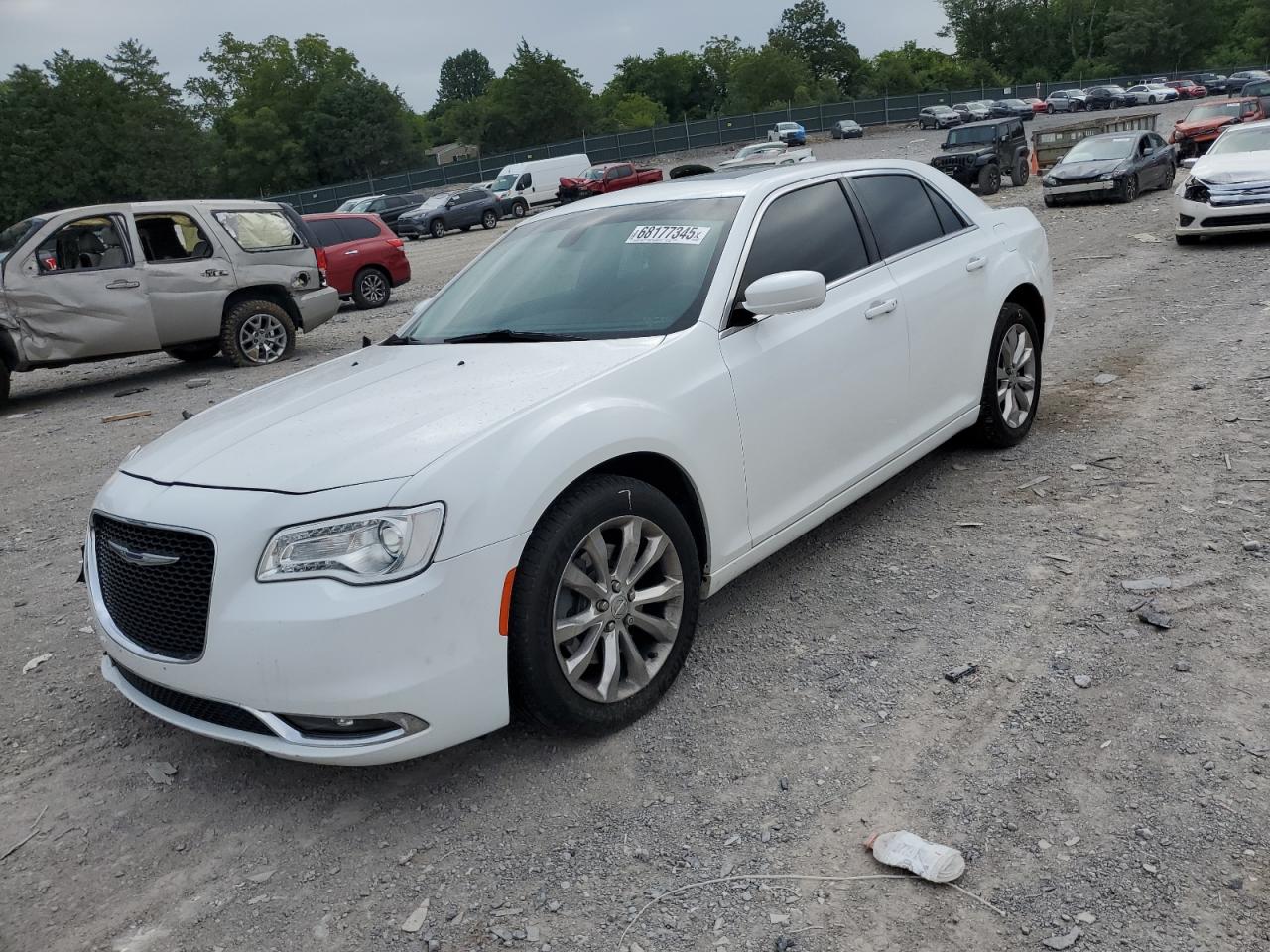 CHRYSLER 300 LIMITED 2017