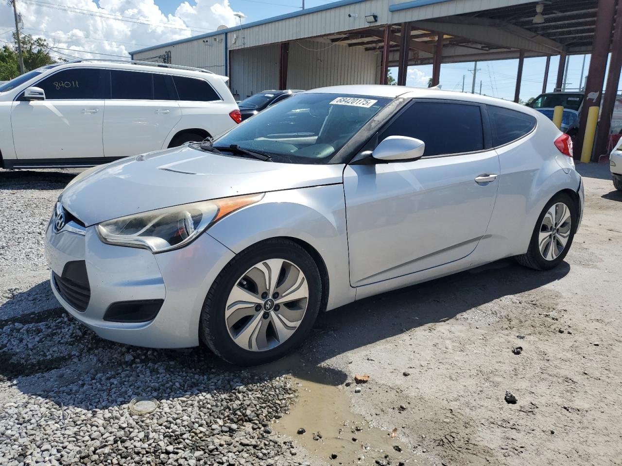 HYUNDAI VELOSTER 2012
