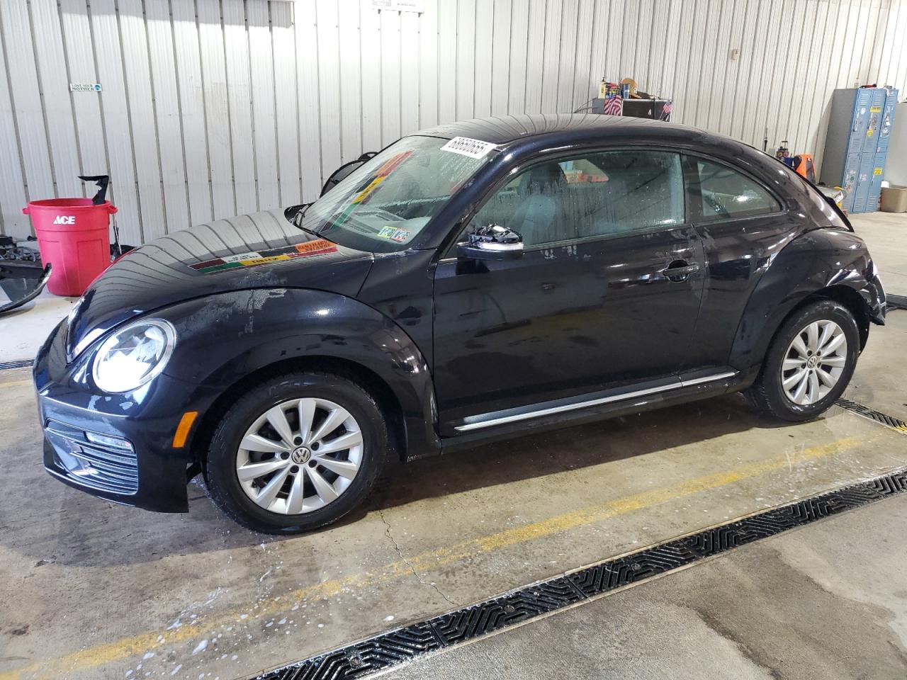 VOLKSWAGEN BEETLE S 2019