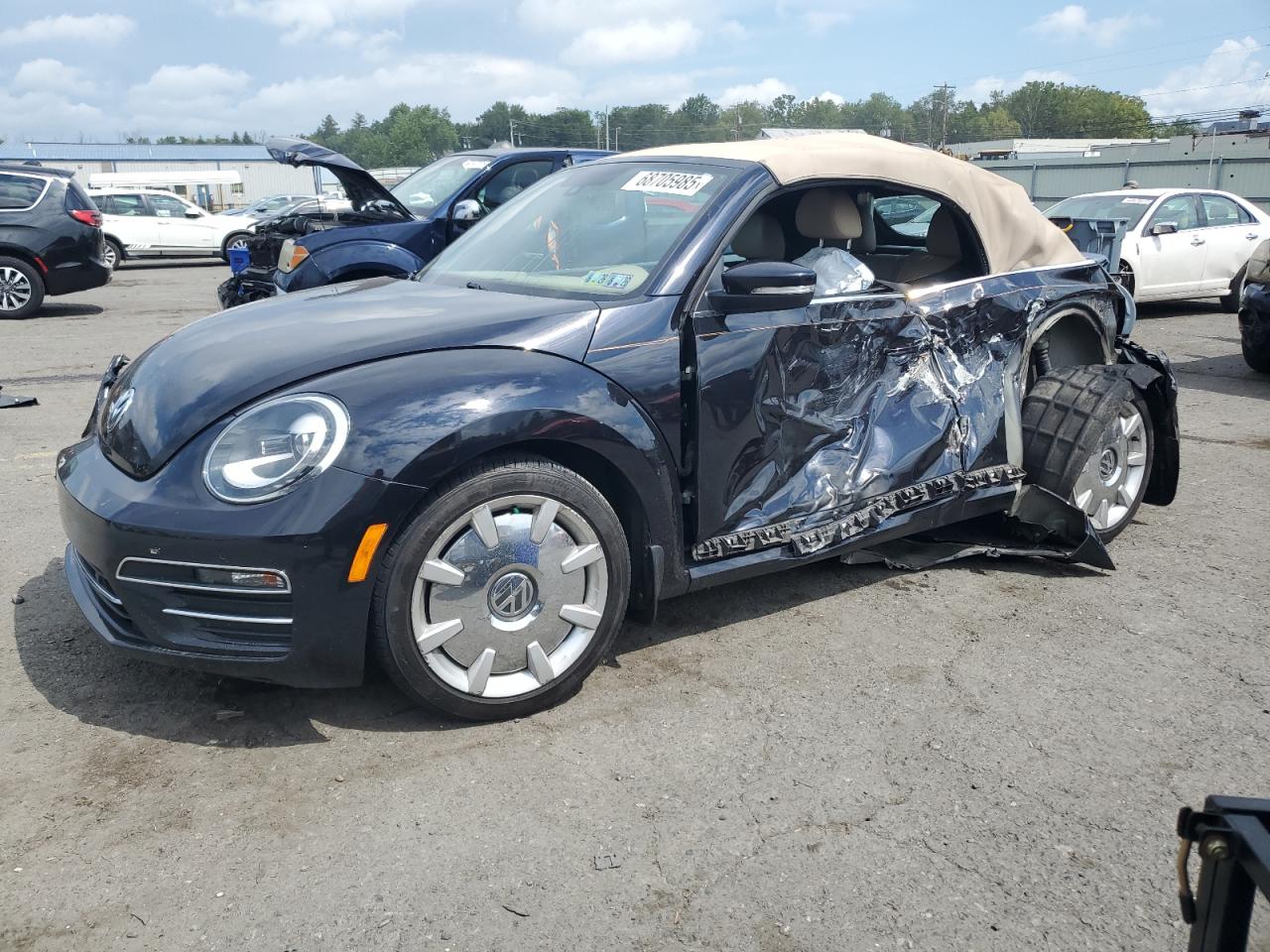 VOLKSWAGEN BEETLE 2017