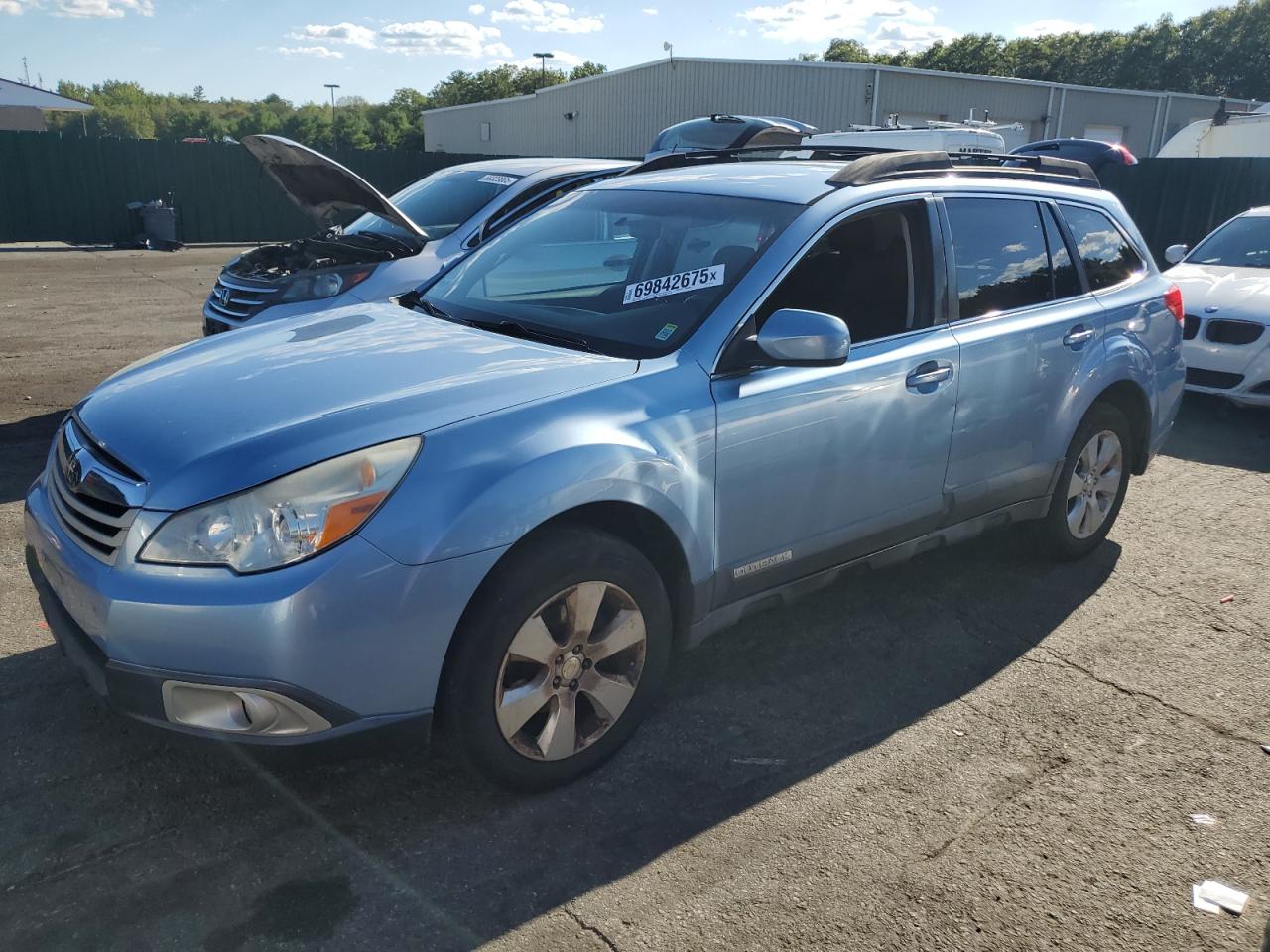 SUBARU OUTBACK 2. 2010