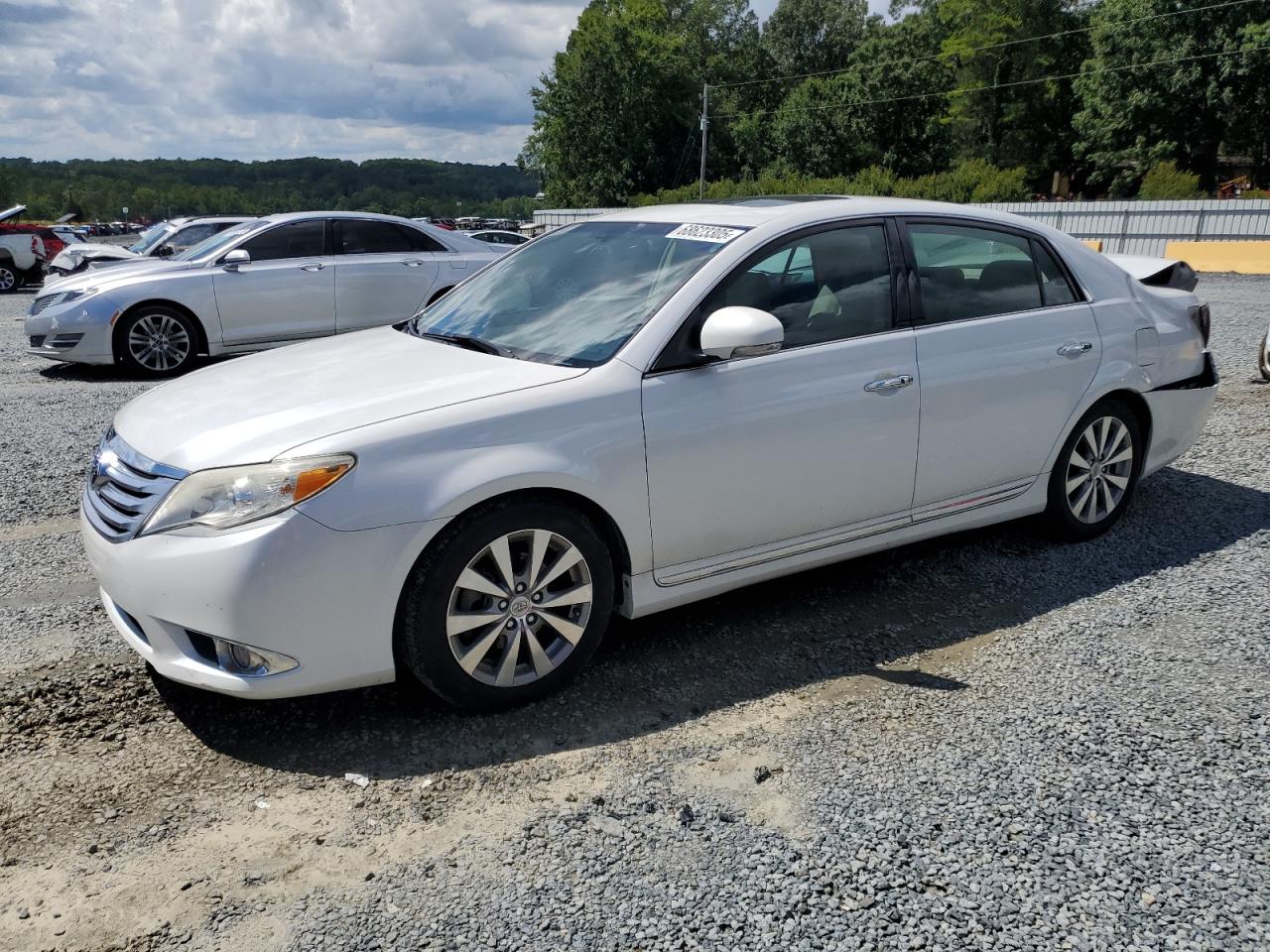 TOYOTA AVALON BAS 2012