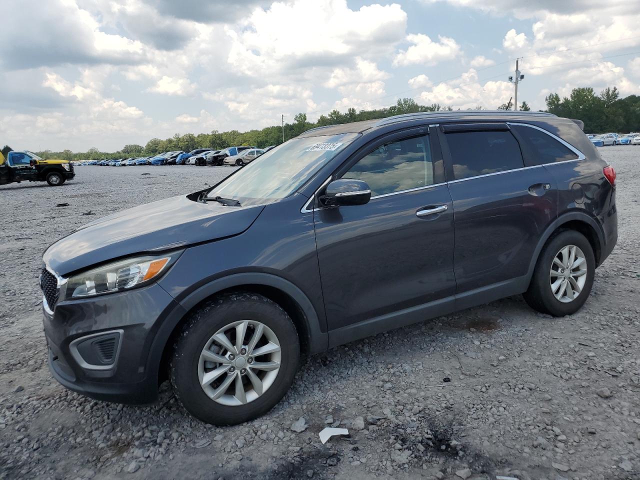 KIA SORENTO LX 2016
