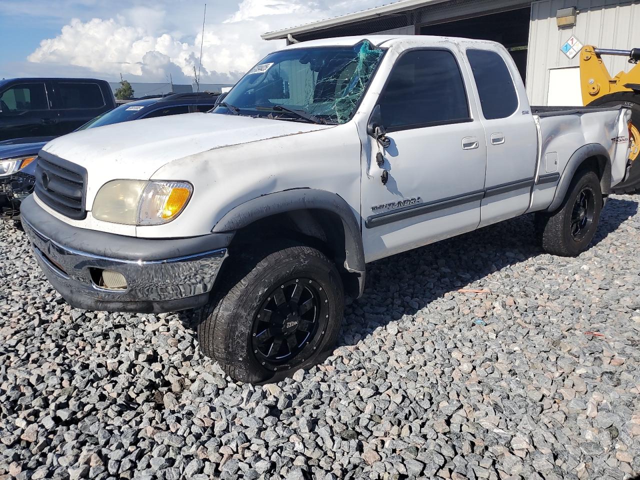 TOYOTA TUNDRA ACC 2001