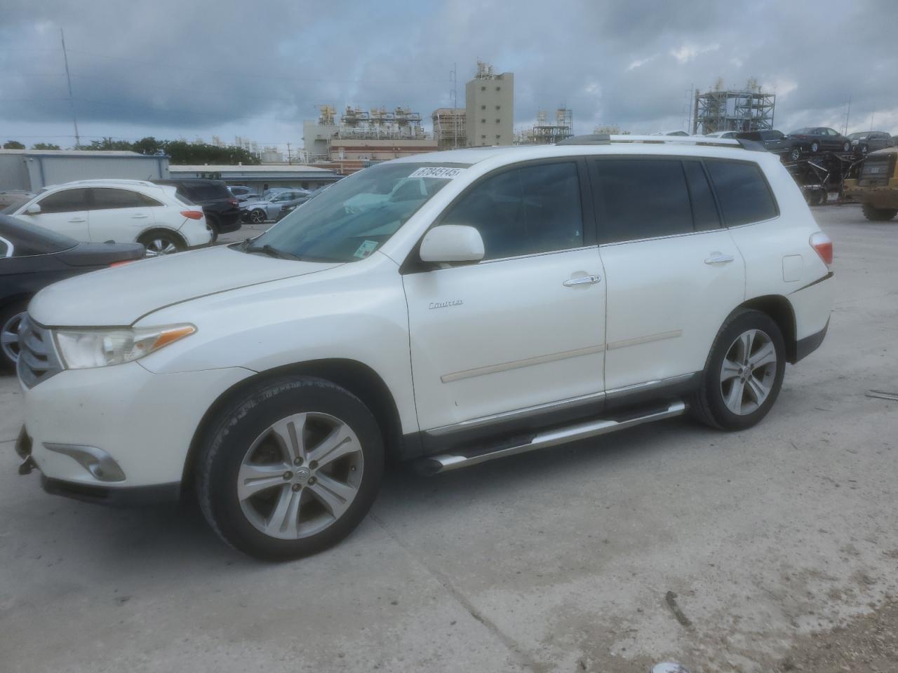 TOYOTA HIGHLANDER 2011