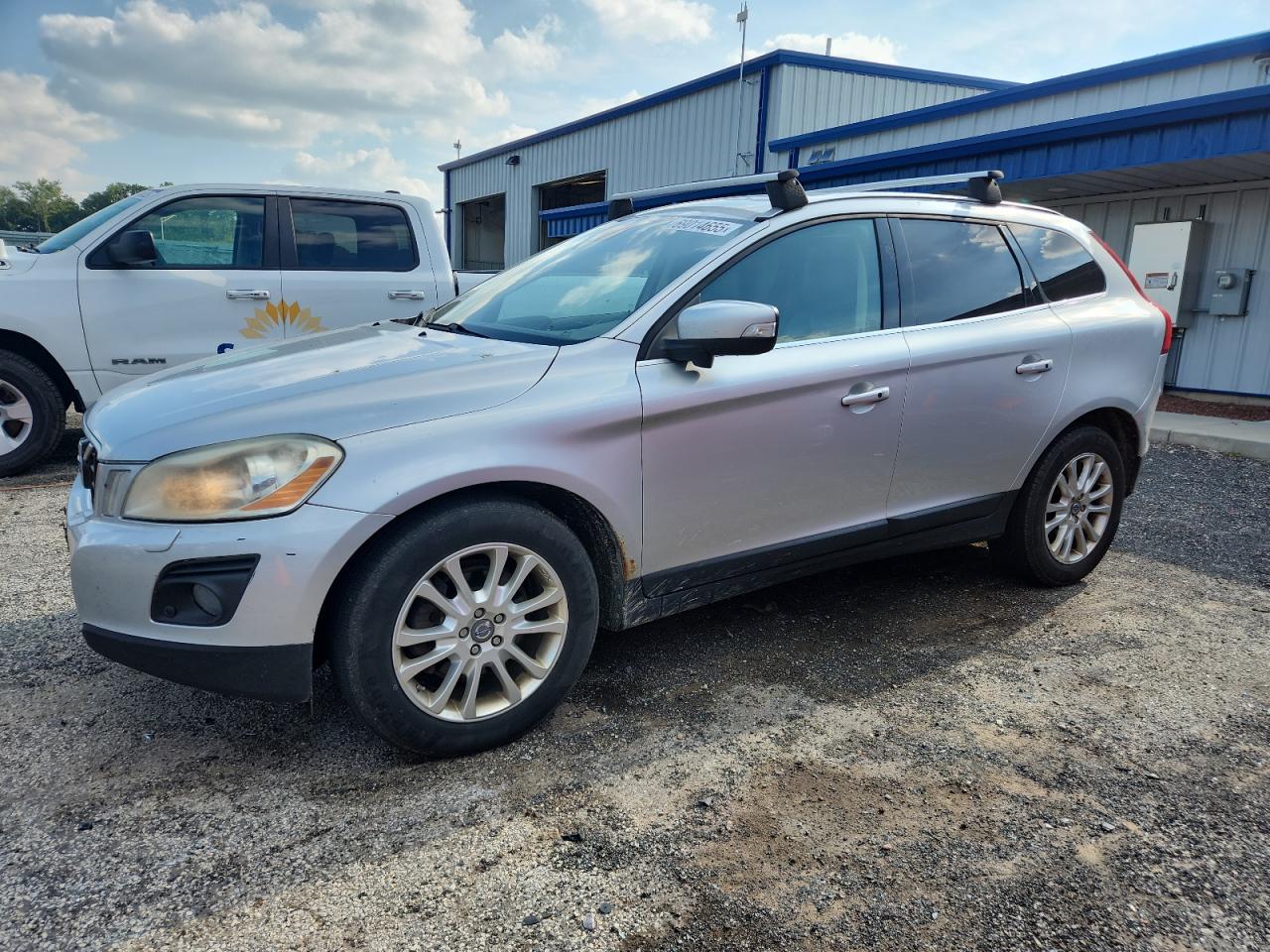 VOLVO XC60 2010