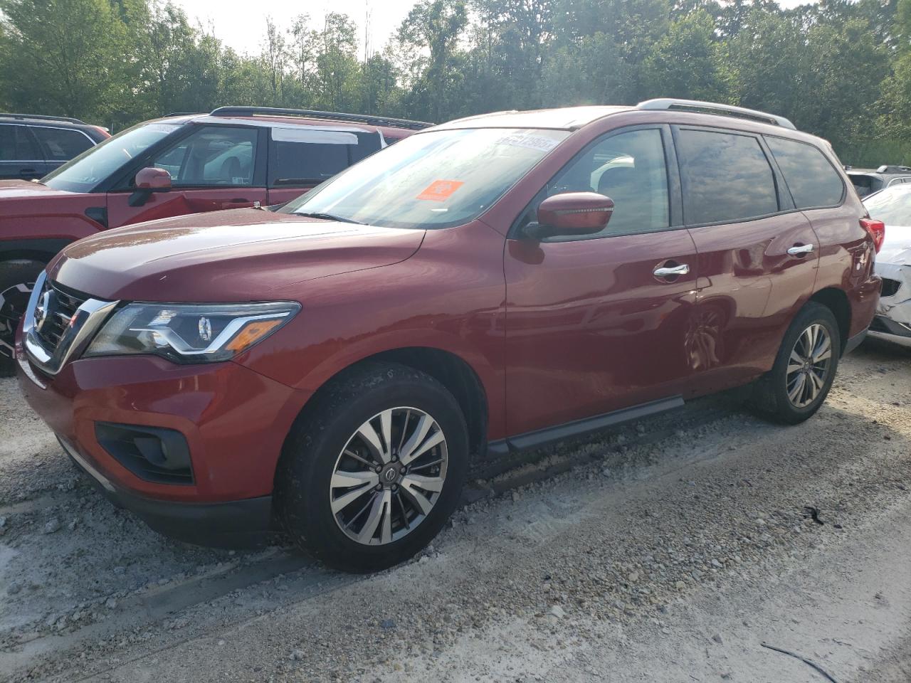 NISSAN PATHFINDER 2018