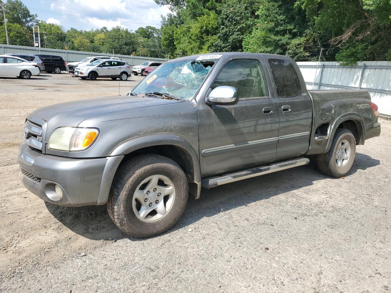 TOYOTA TUNDRA ACC 2004