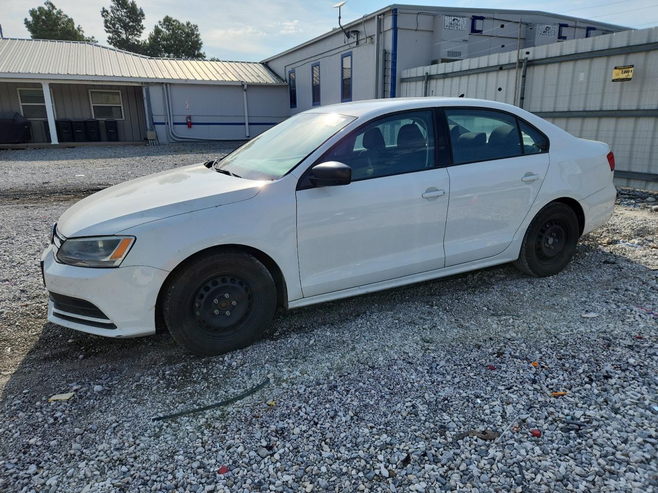 VOLKSWAGEN JETTA BASE 2015