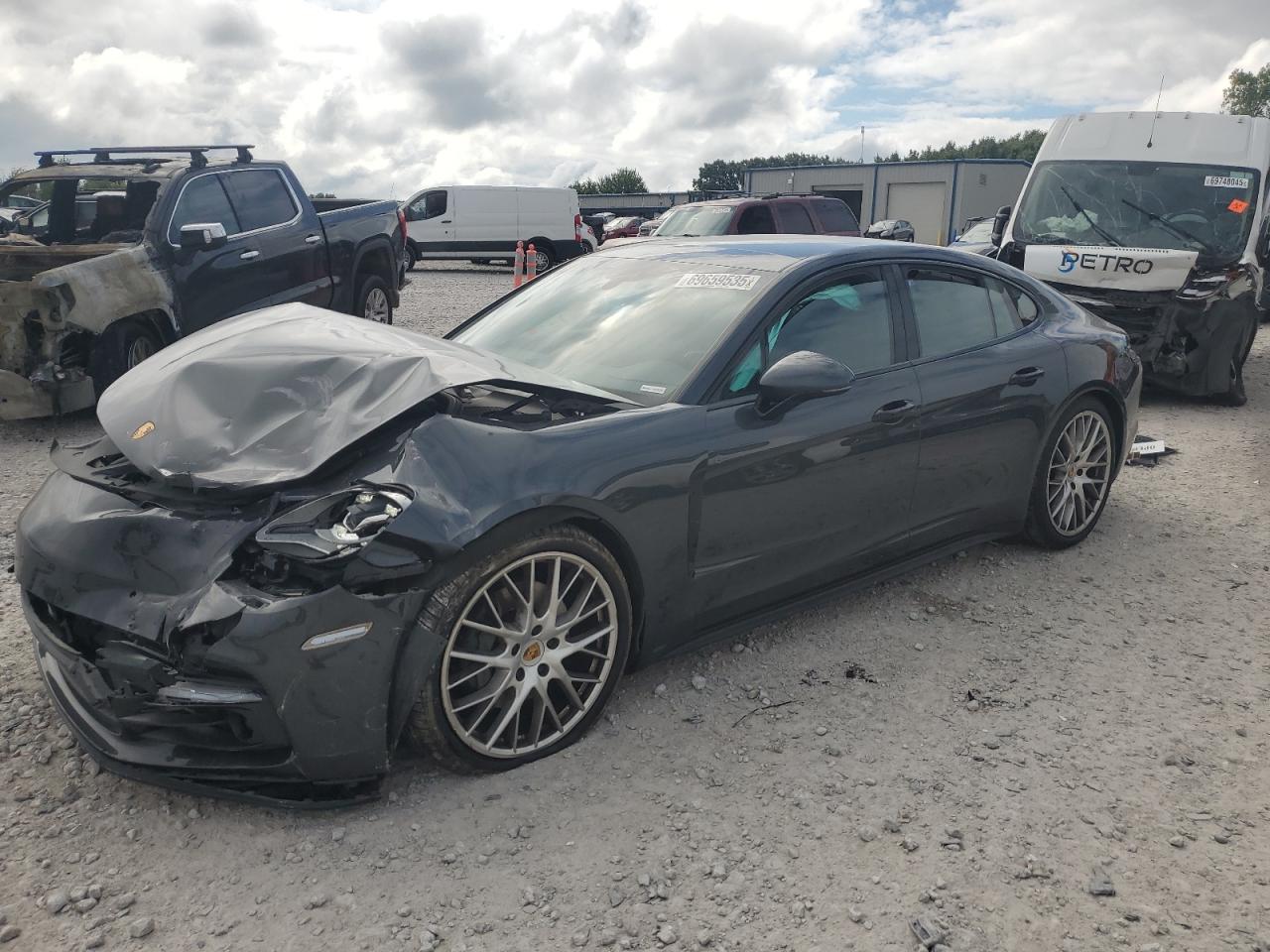 PORSCHE PANAMERA 4S 2017