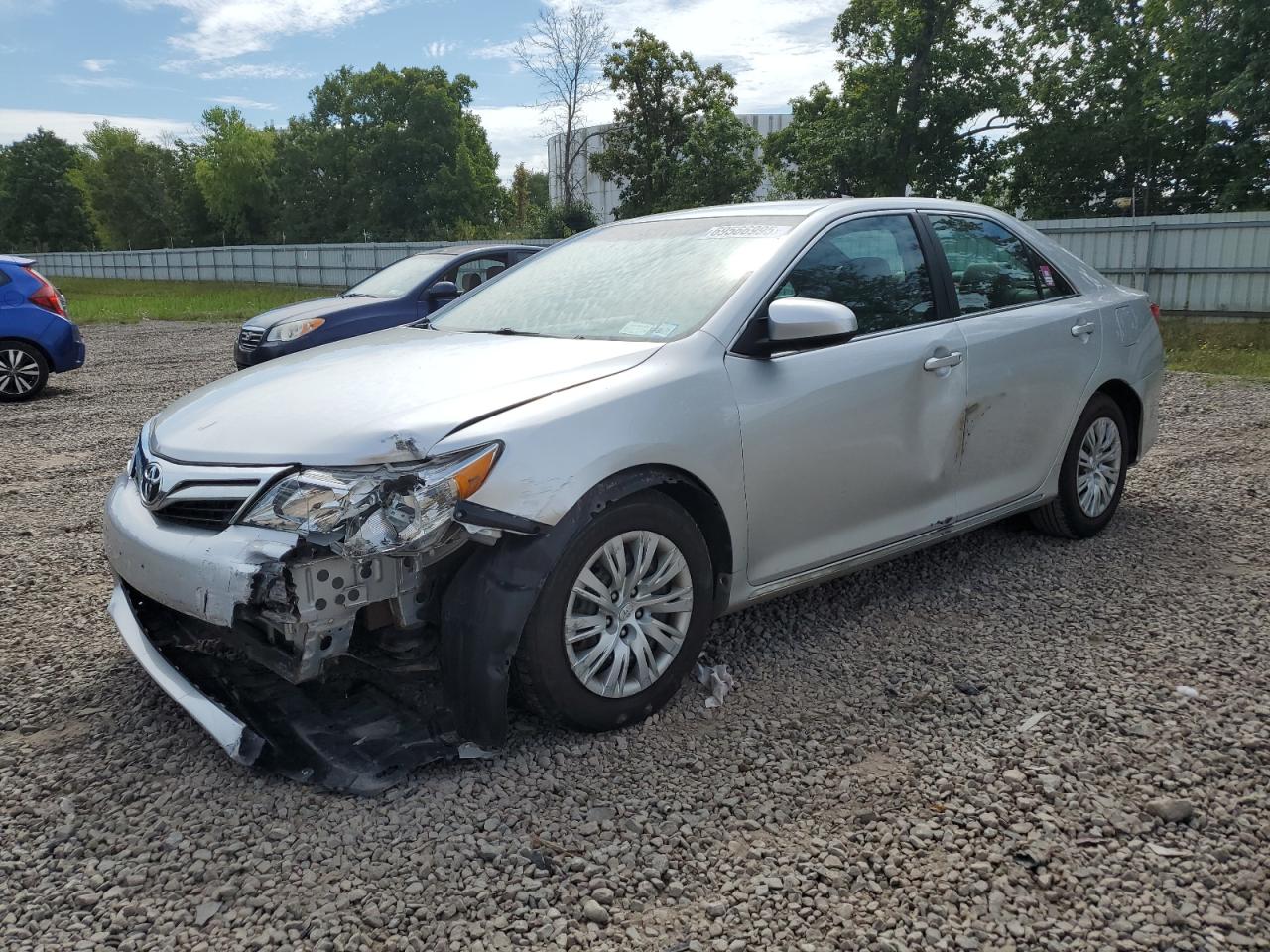 TOYOTA CAMRY BASE 2012