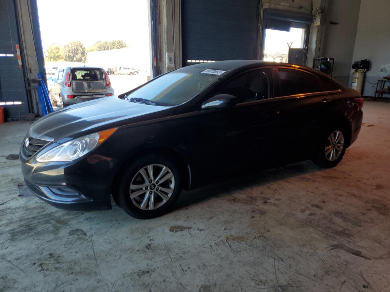 HYUNDAI SONATA GLS 2012