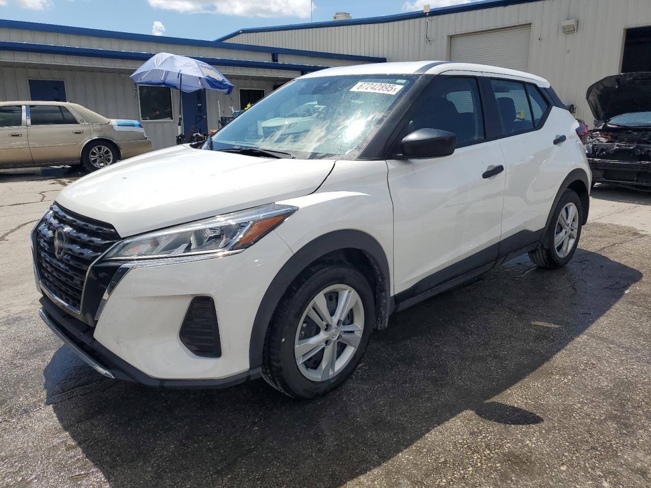 NISSAN KICKS S 2024