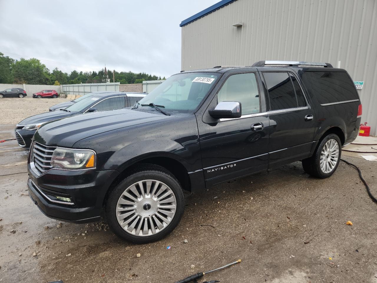 LINCOLN NAVIGATOR 2016