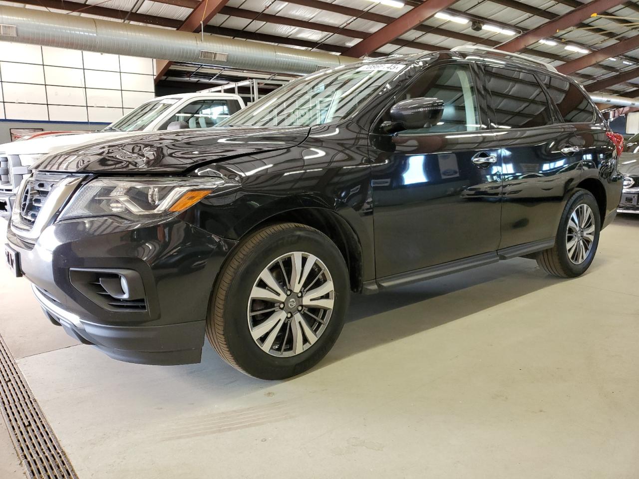 NISSAN PATHFINDER 2020