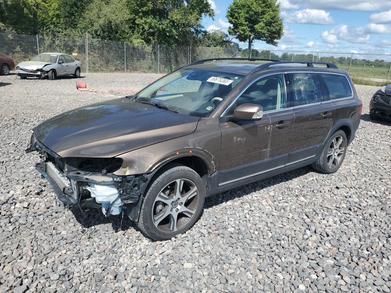 VOLVO XC70 T6 2013