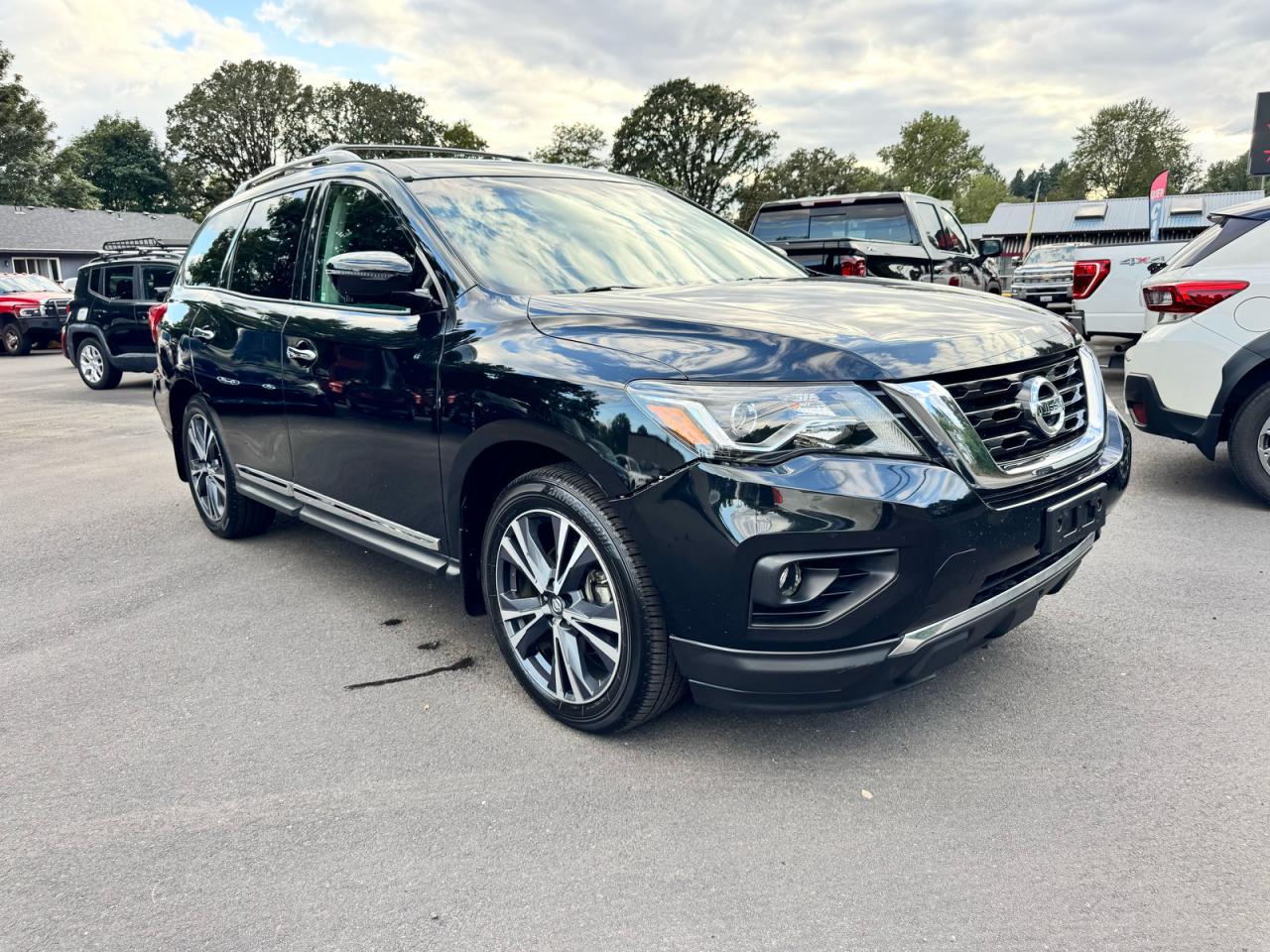 NISSAN PATHFINDER 2017