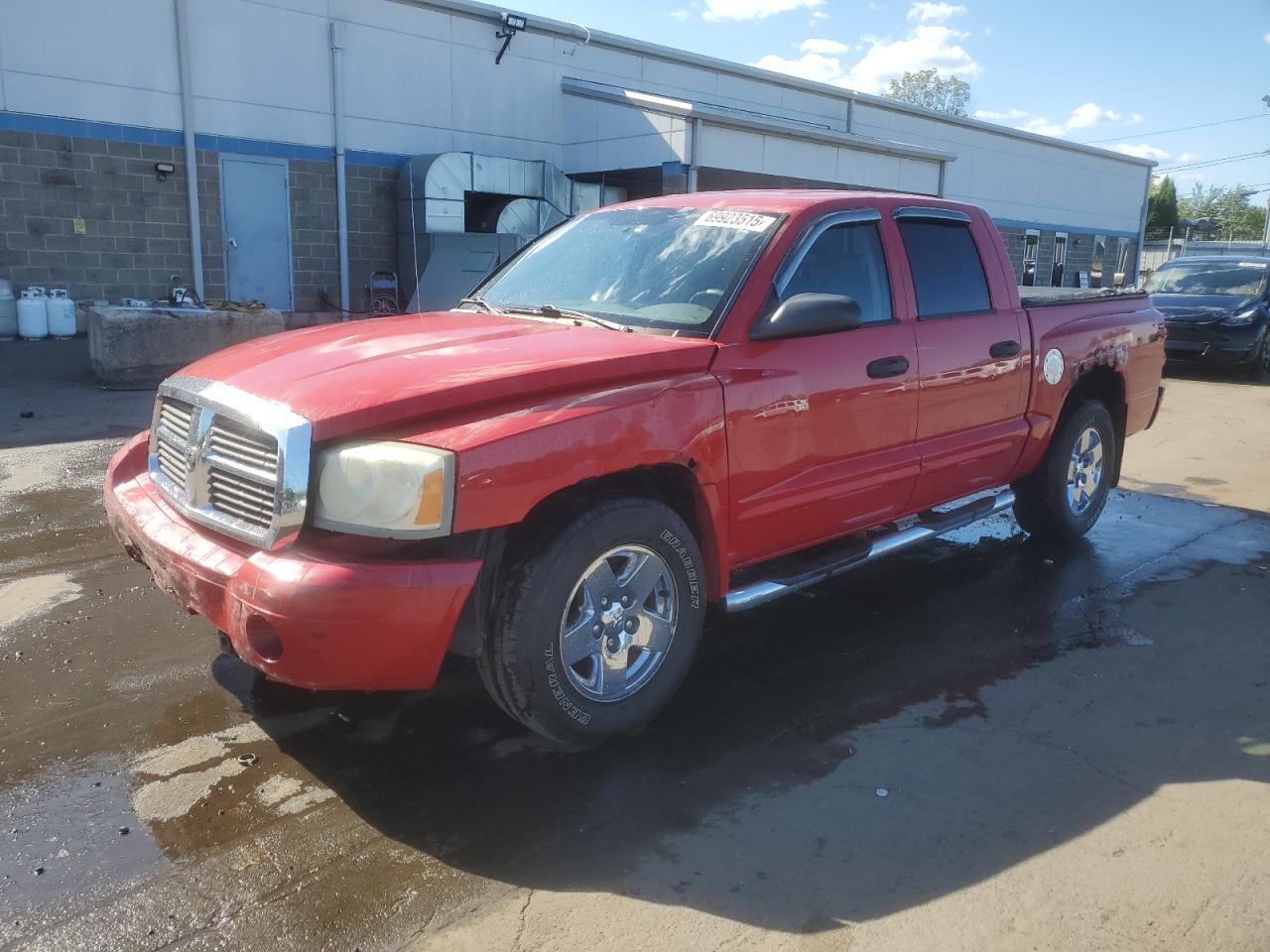 DODGE DAKOTA QUA 2005