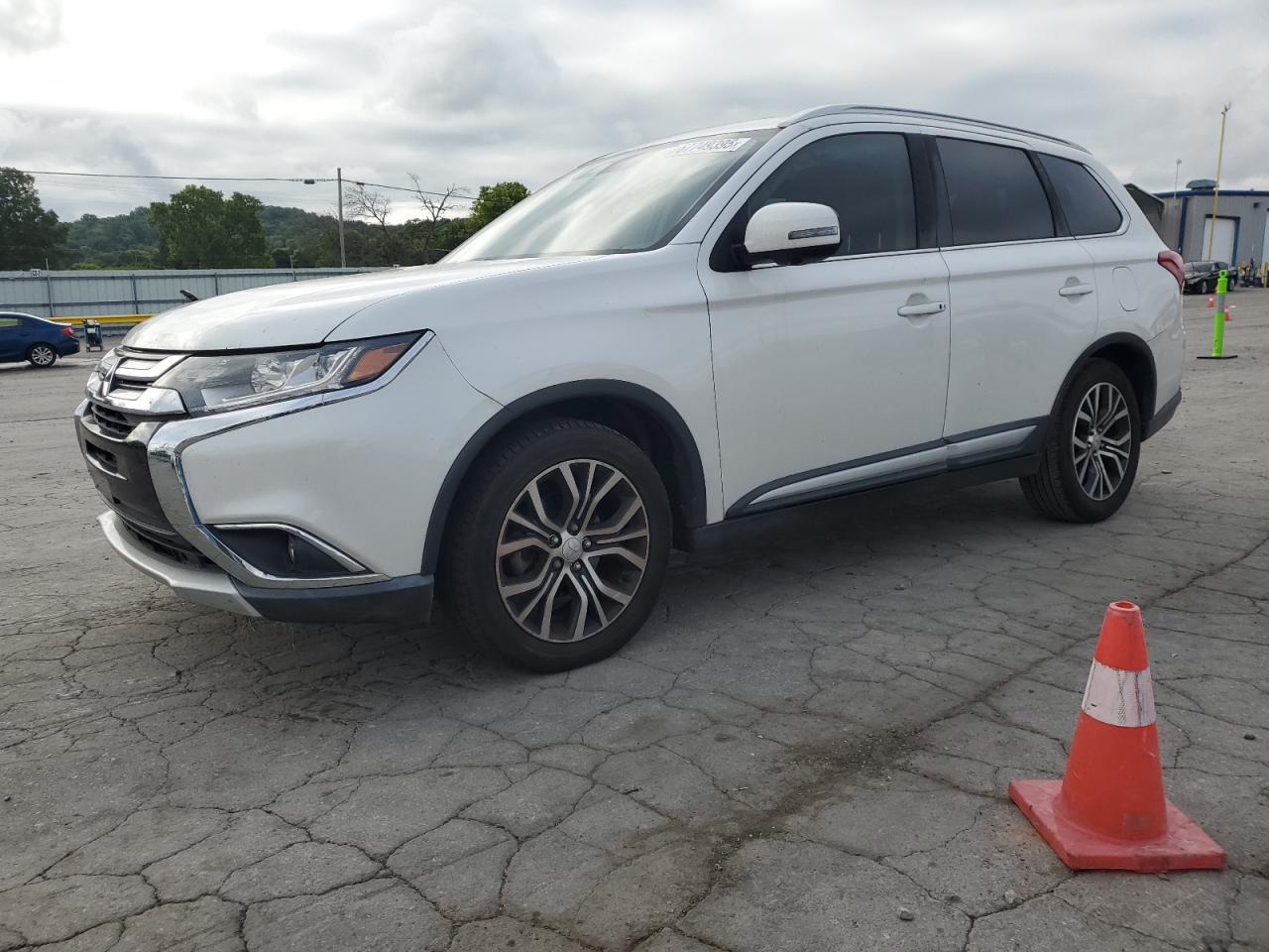 MITSUBISHI OUTLANDER SE 2018