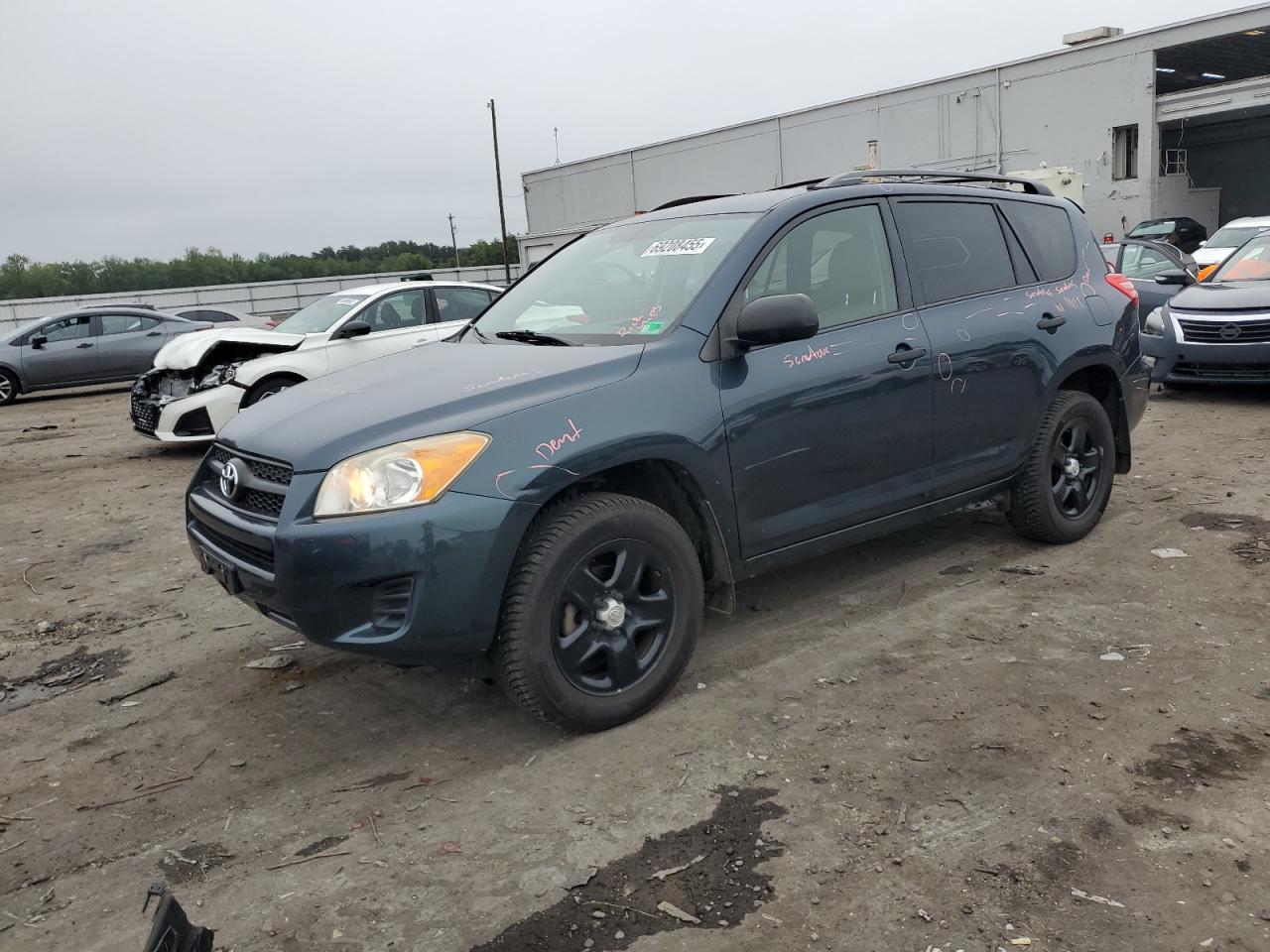TOYOTA RAV4 2010