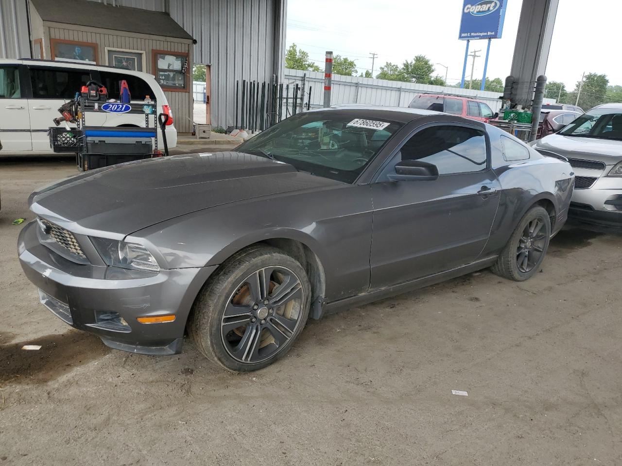 FORD MUSTANG 2013