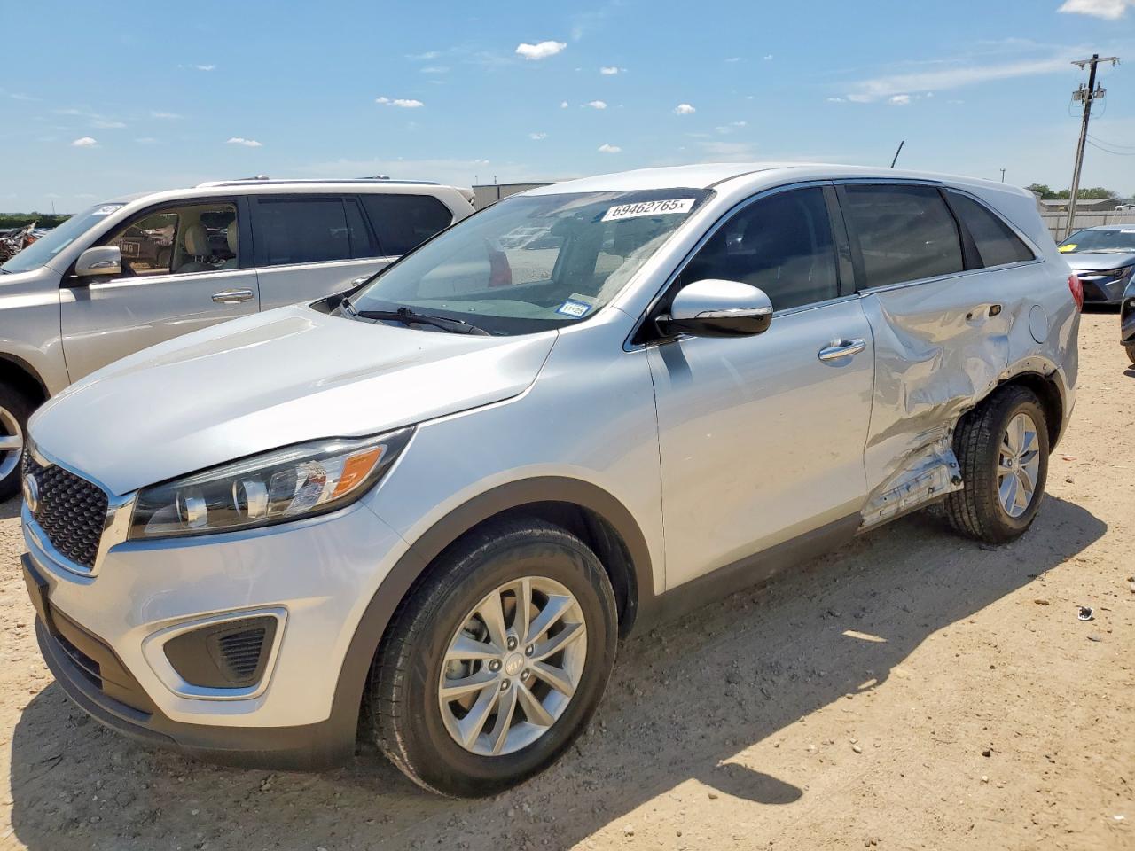 KIA SORENTO LX 2016