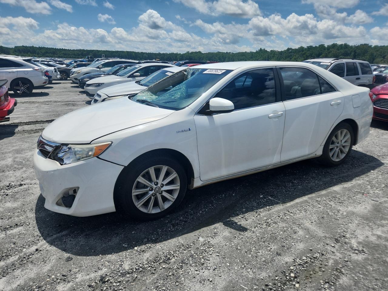TOYOTA CAMRY HYBR 2013