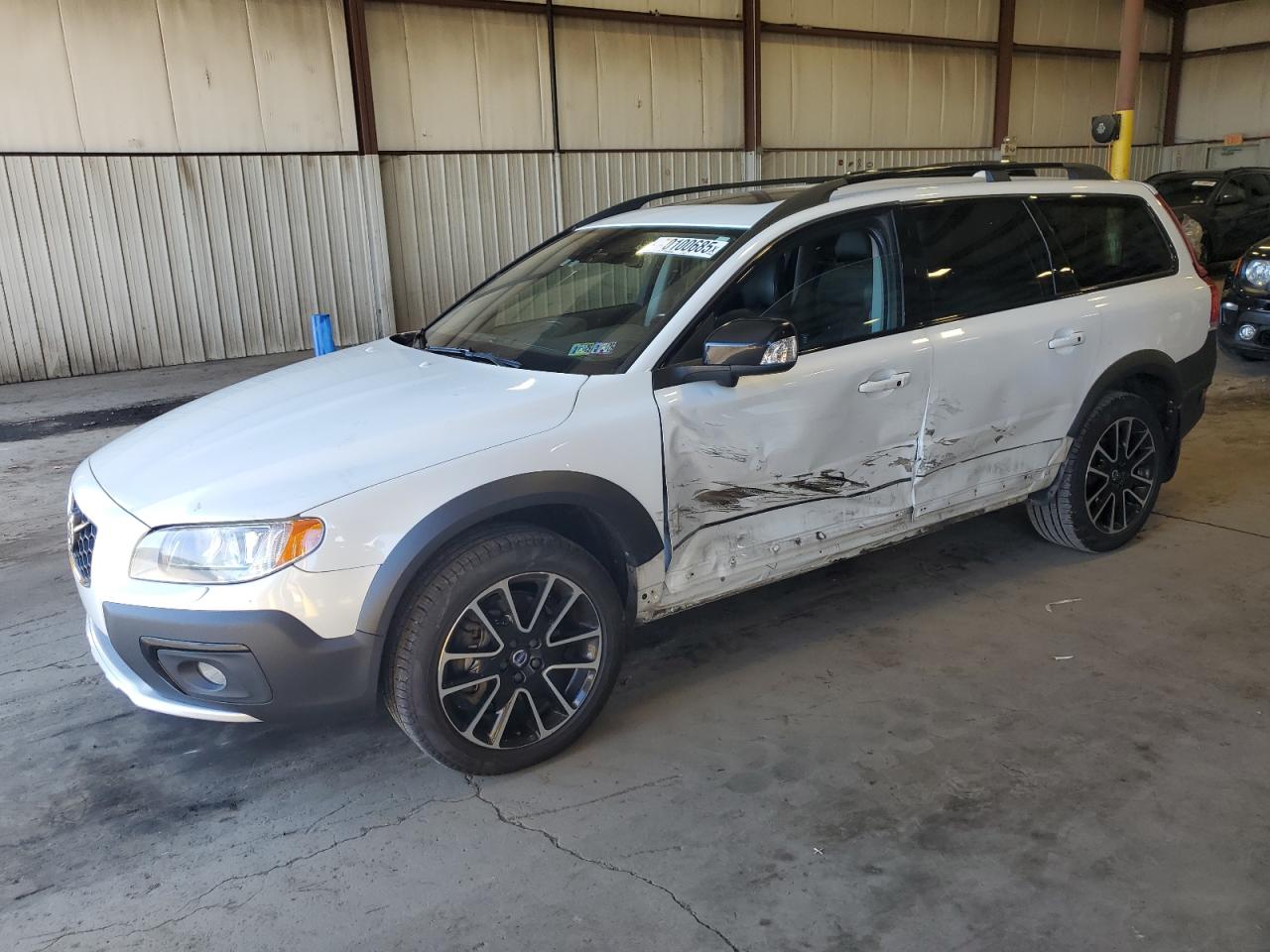 VOLVO XC70 T5 CL 2016