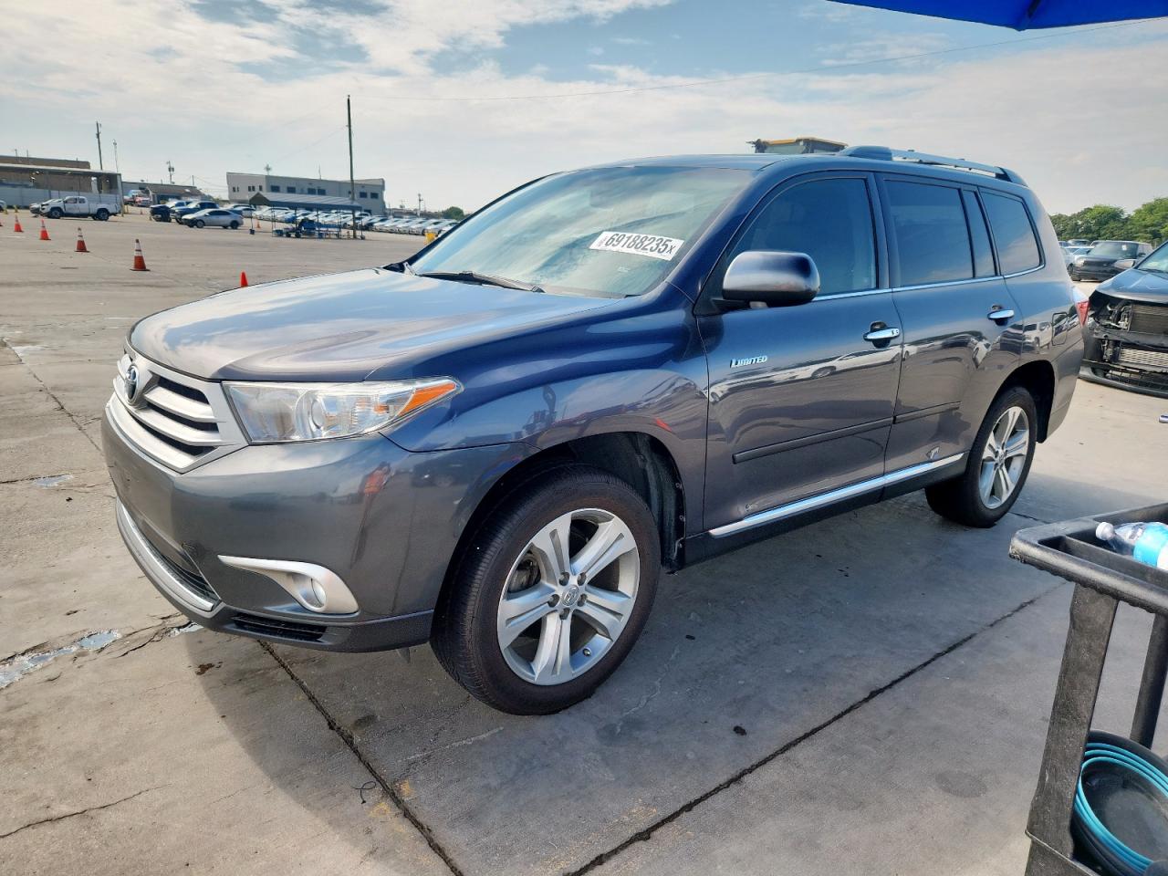TOYOTA HIGHLANDER 2012