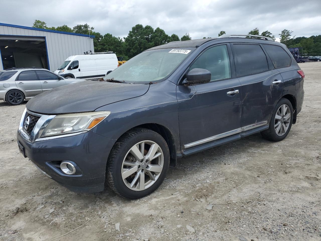 NISSAN PATHFINDER 2013