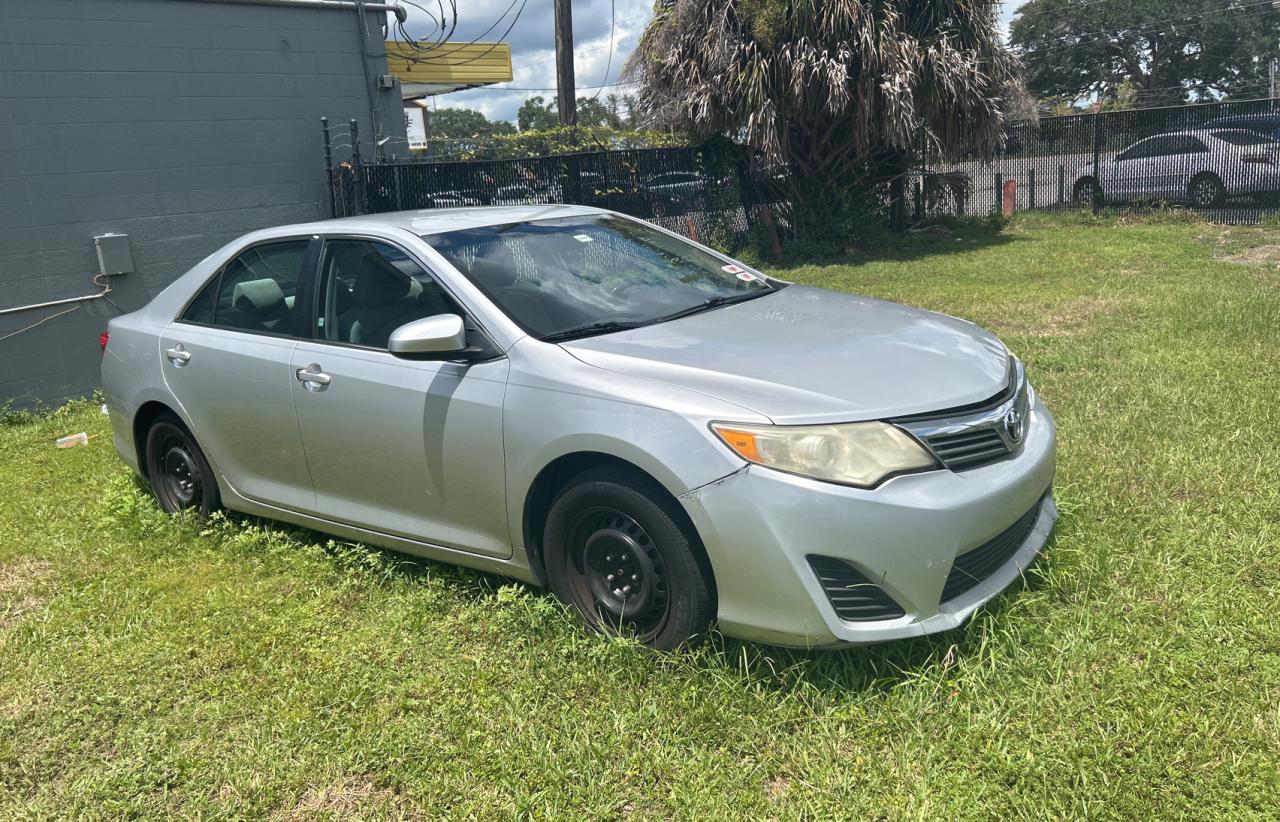 TOYOTA CAMRY BASE 2012