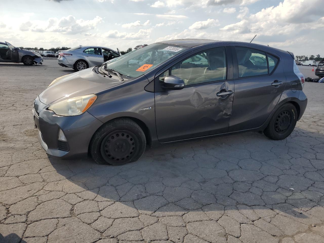 TOYOTA PRIUS C 2013