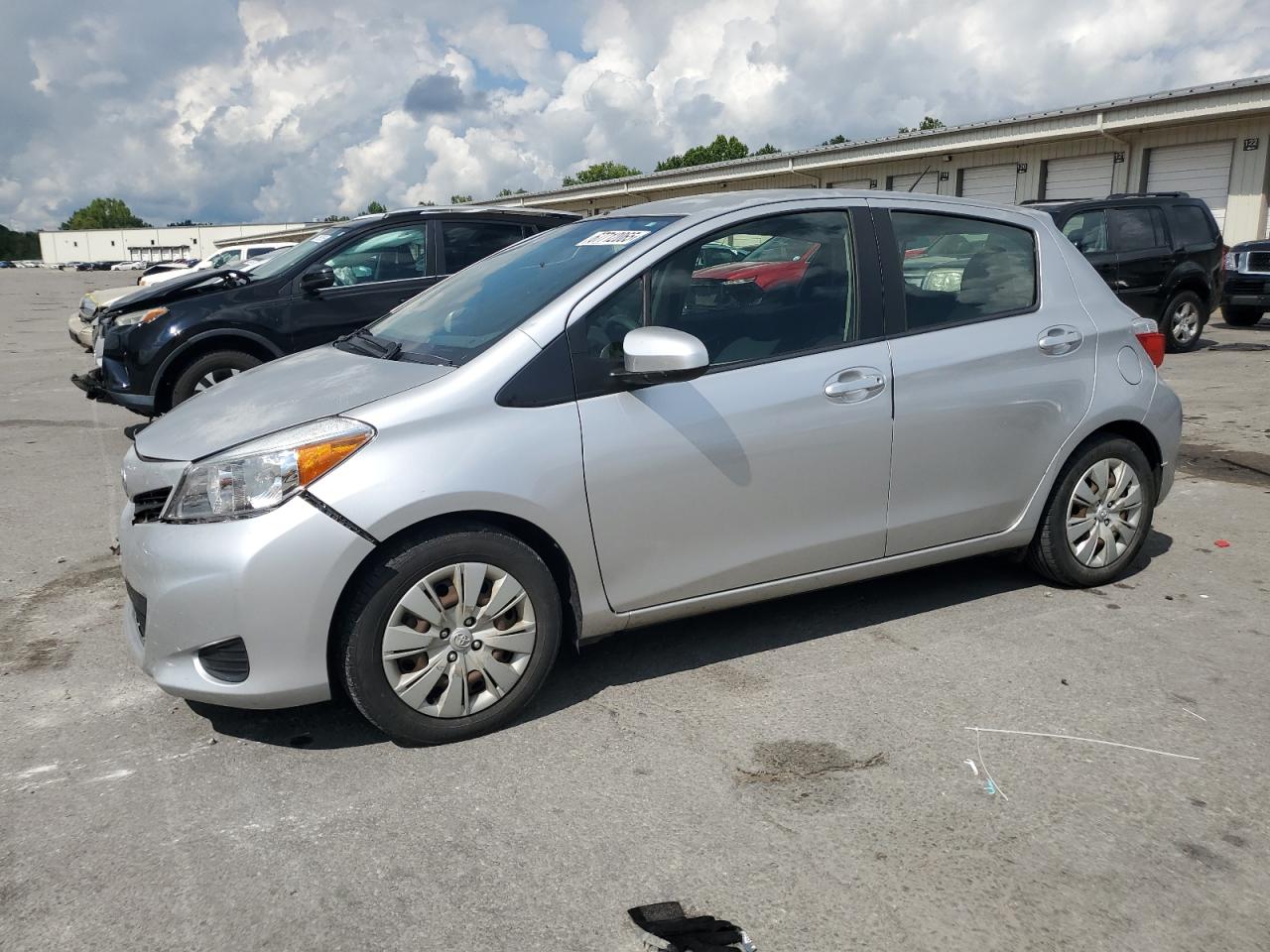 TOYOTA YARIS 2012