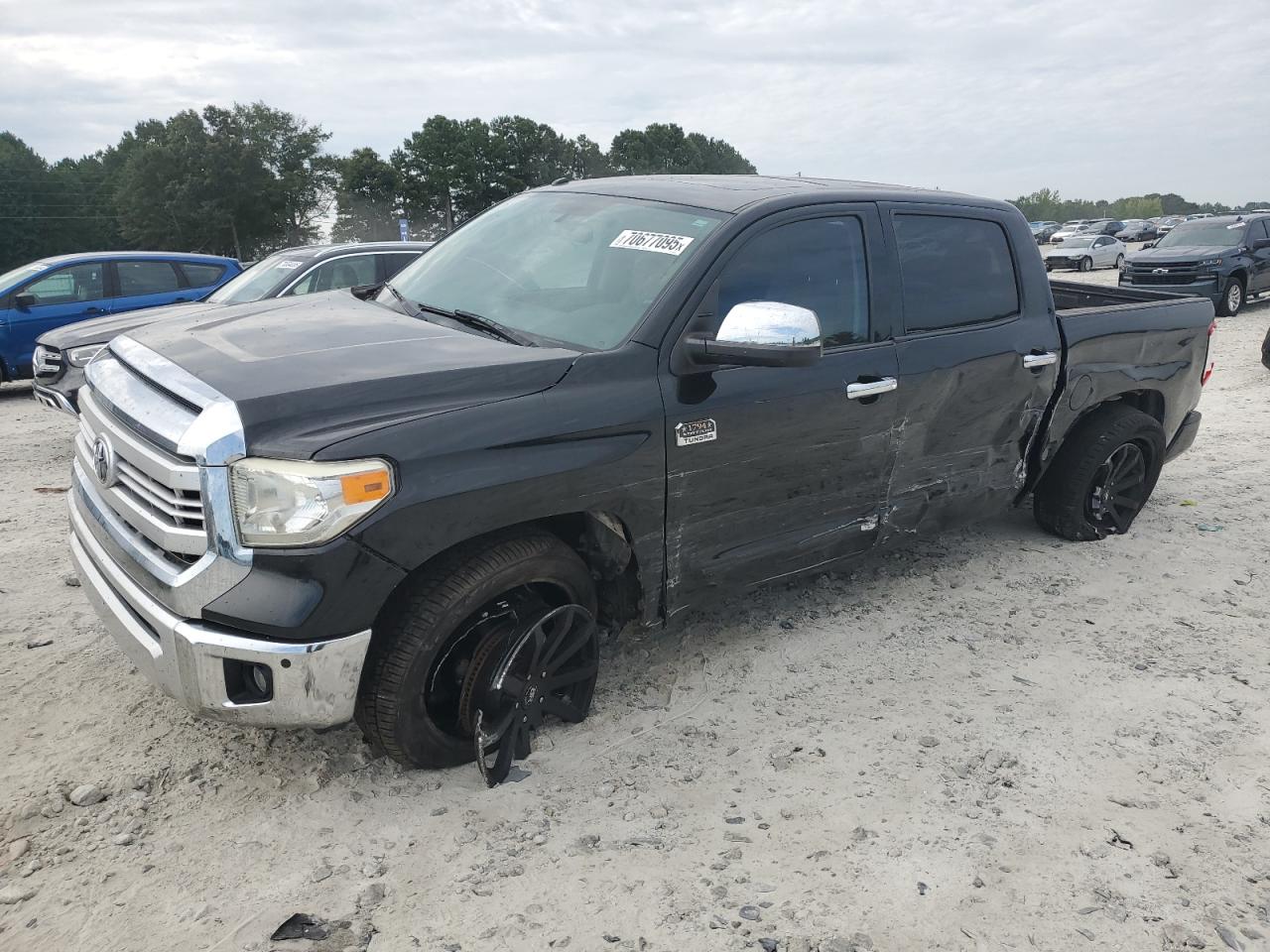 TOYOTA TUNDRA CRE 2014