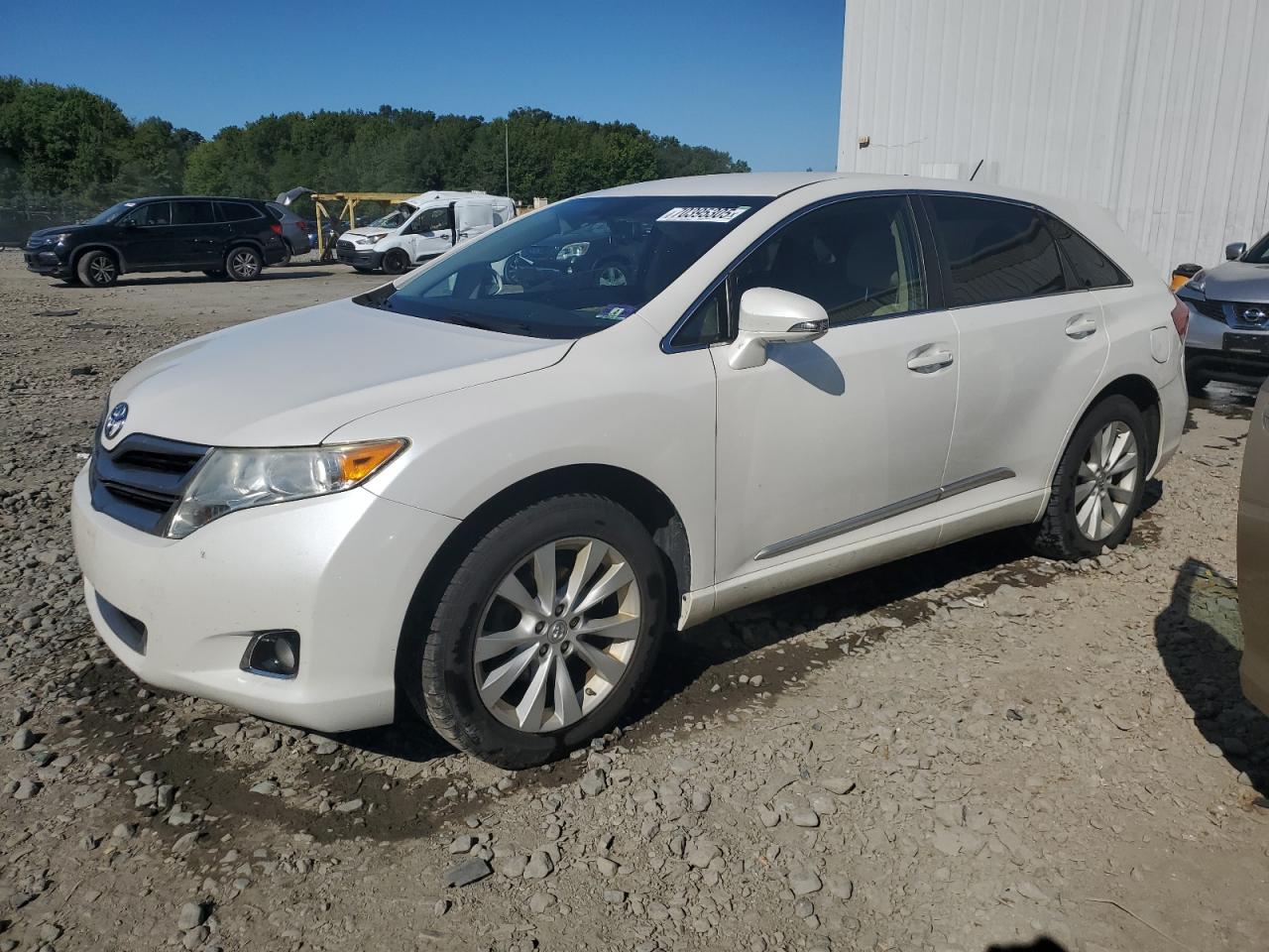 TOYOTA VENZA LE 2015
