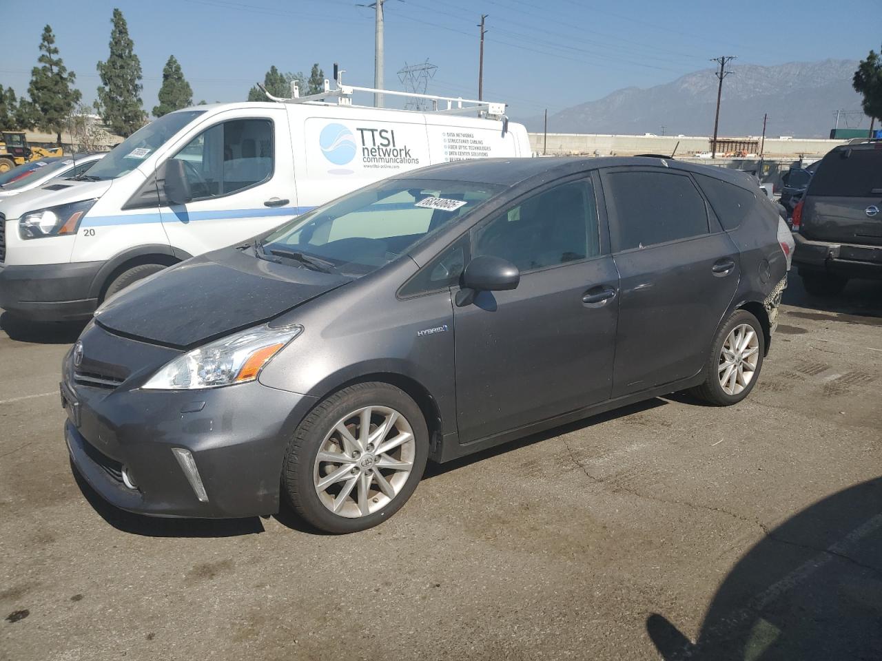 TOYOTA PRIUS V 2014
