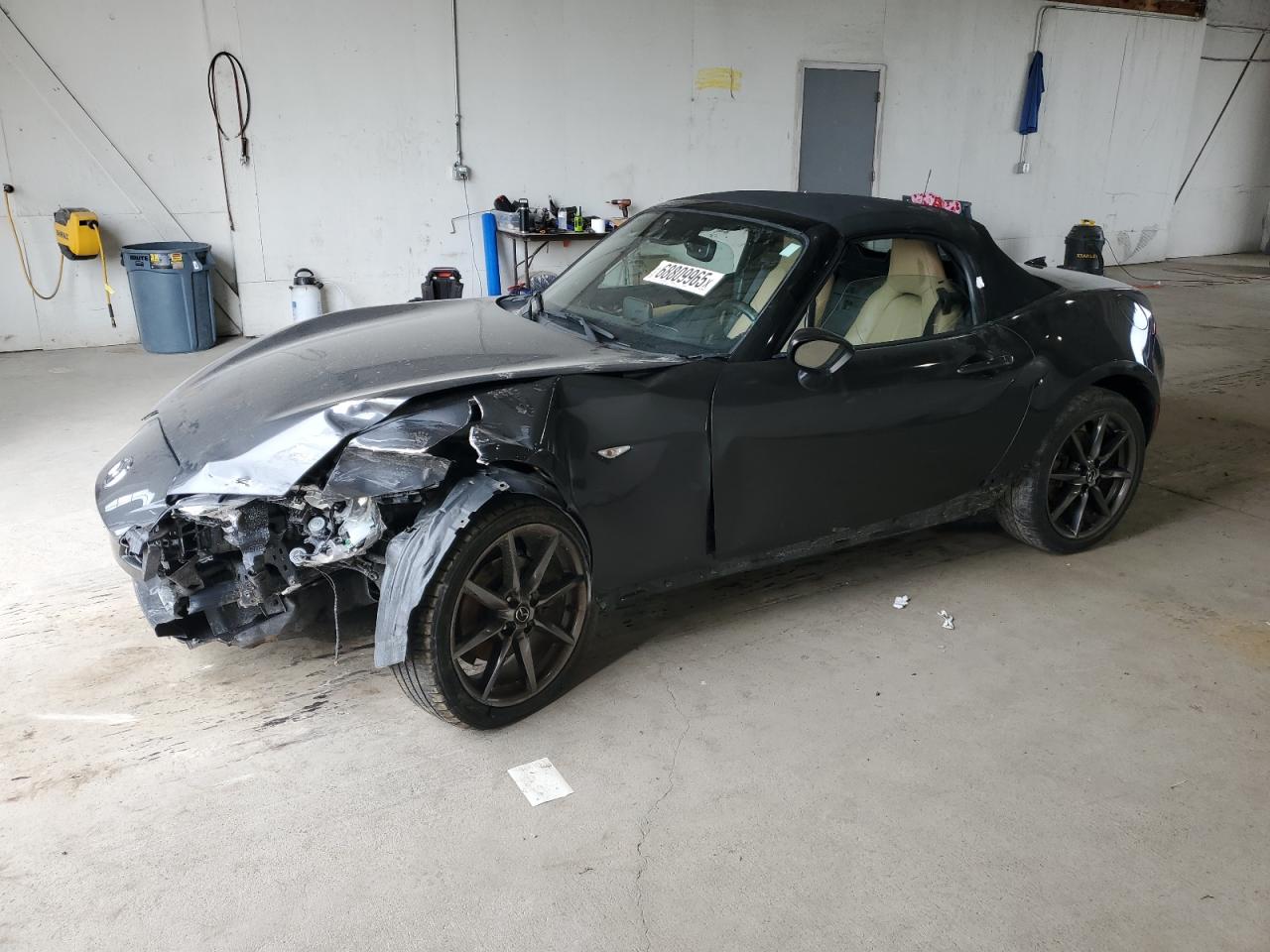 MAZDA MX-5 MIATA 2016