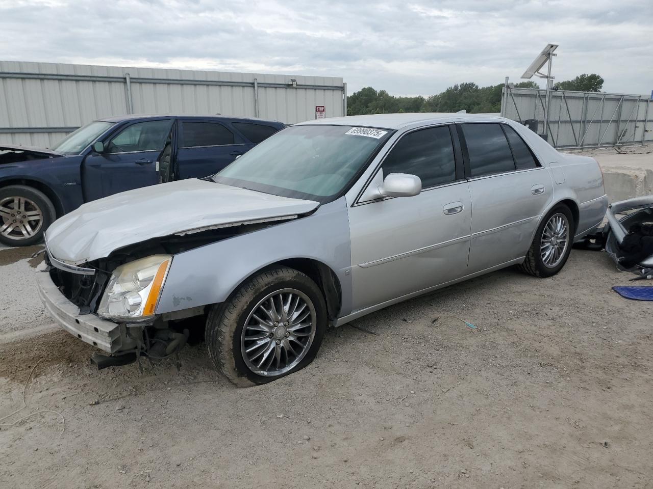 CADILLAC DTS 2010