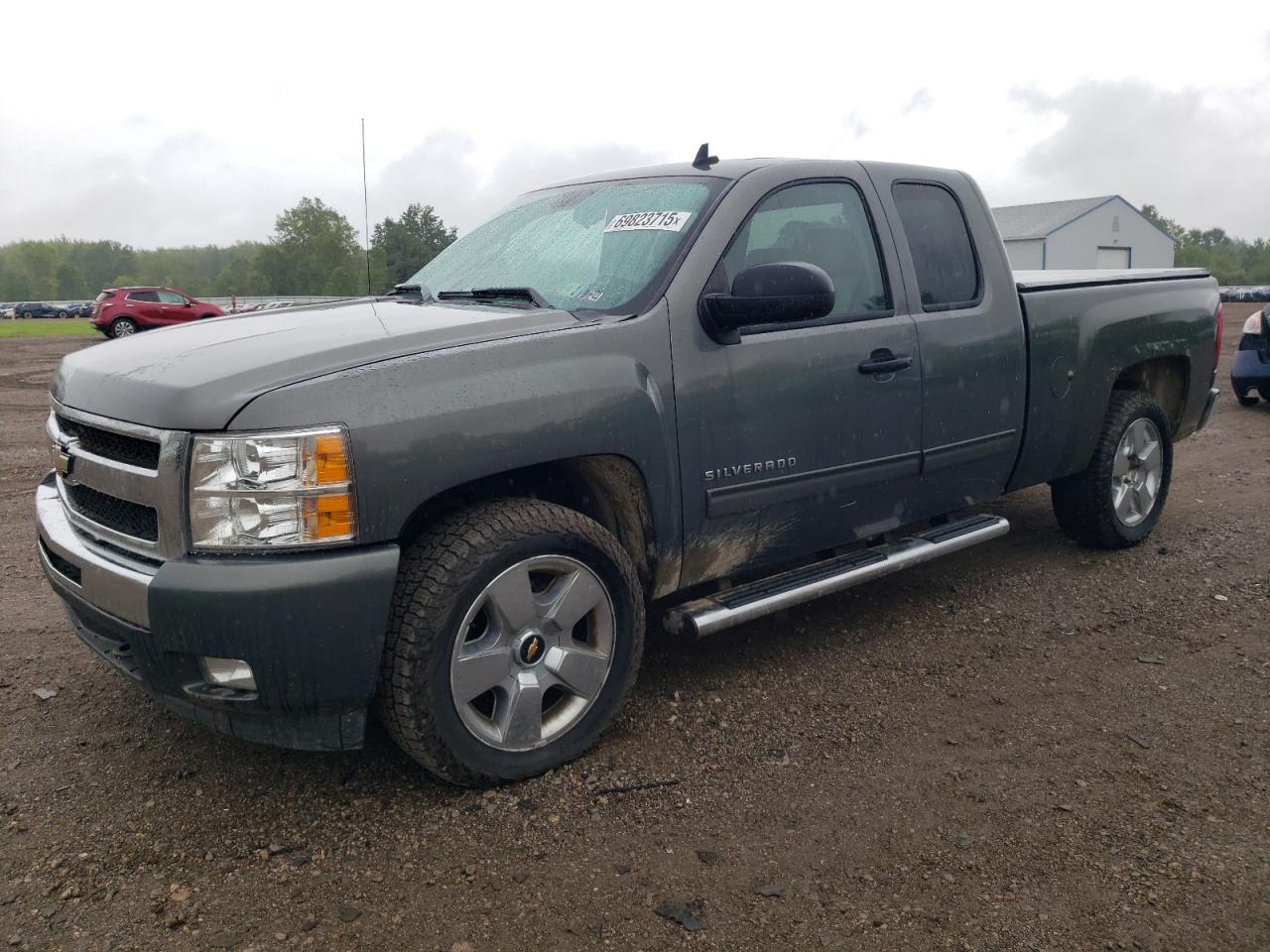 CHEVROLET SILVERADO 2011